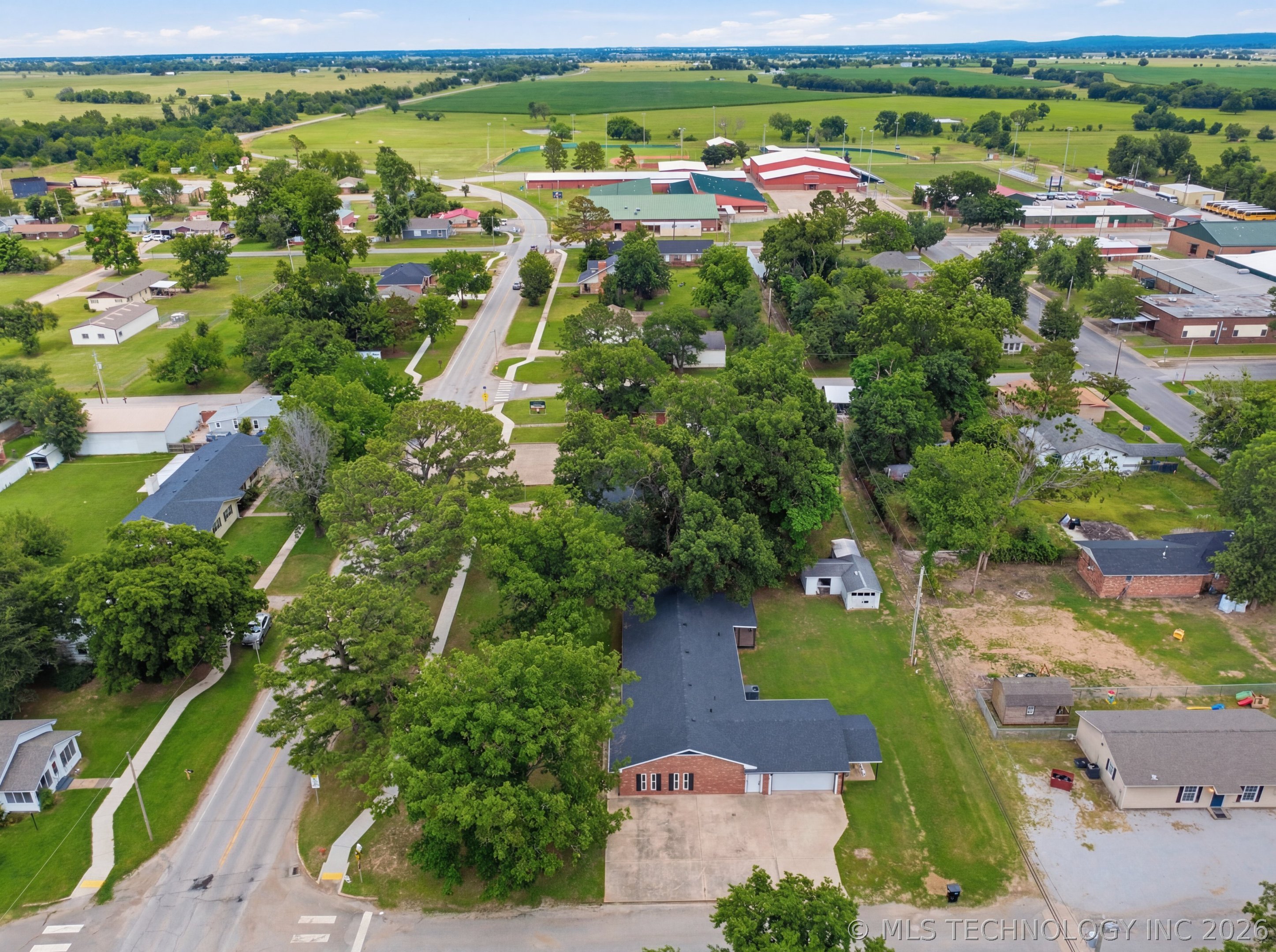 219 E Ozark Street Morris OK 74445