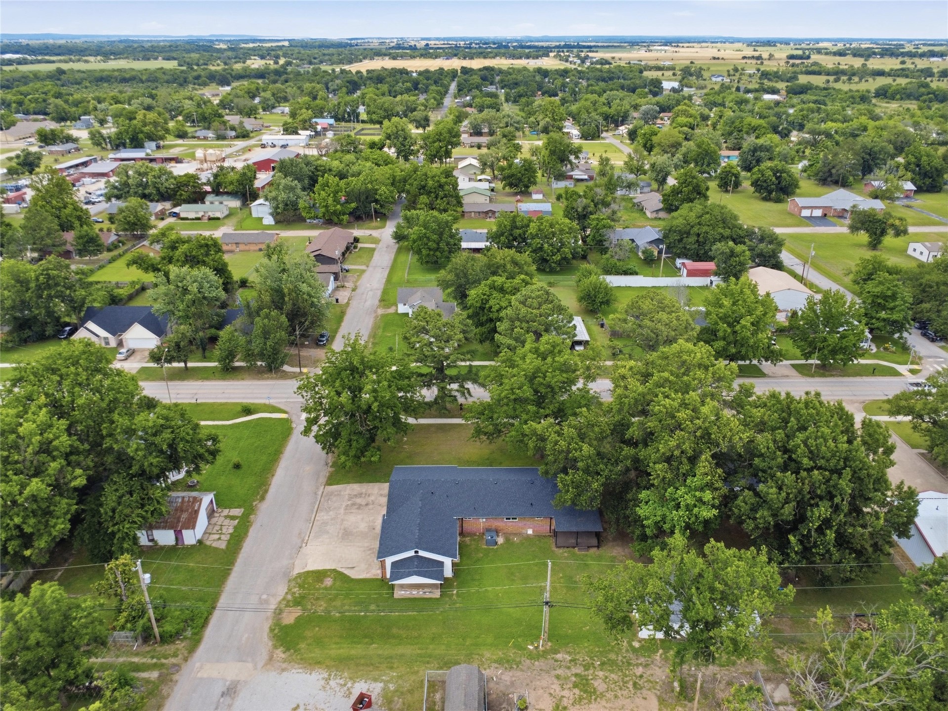 219 E Ozark Street Morris OK 74445