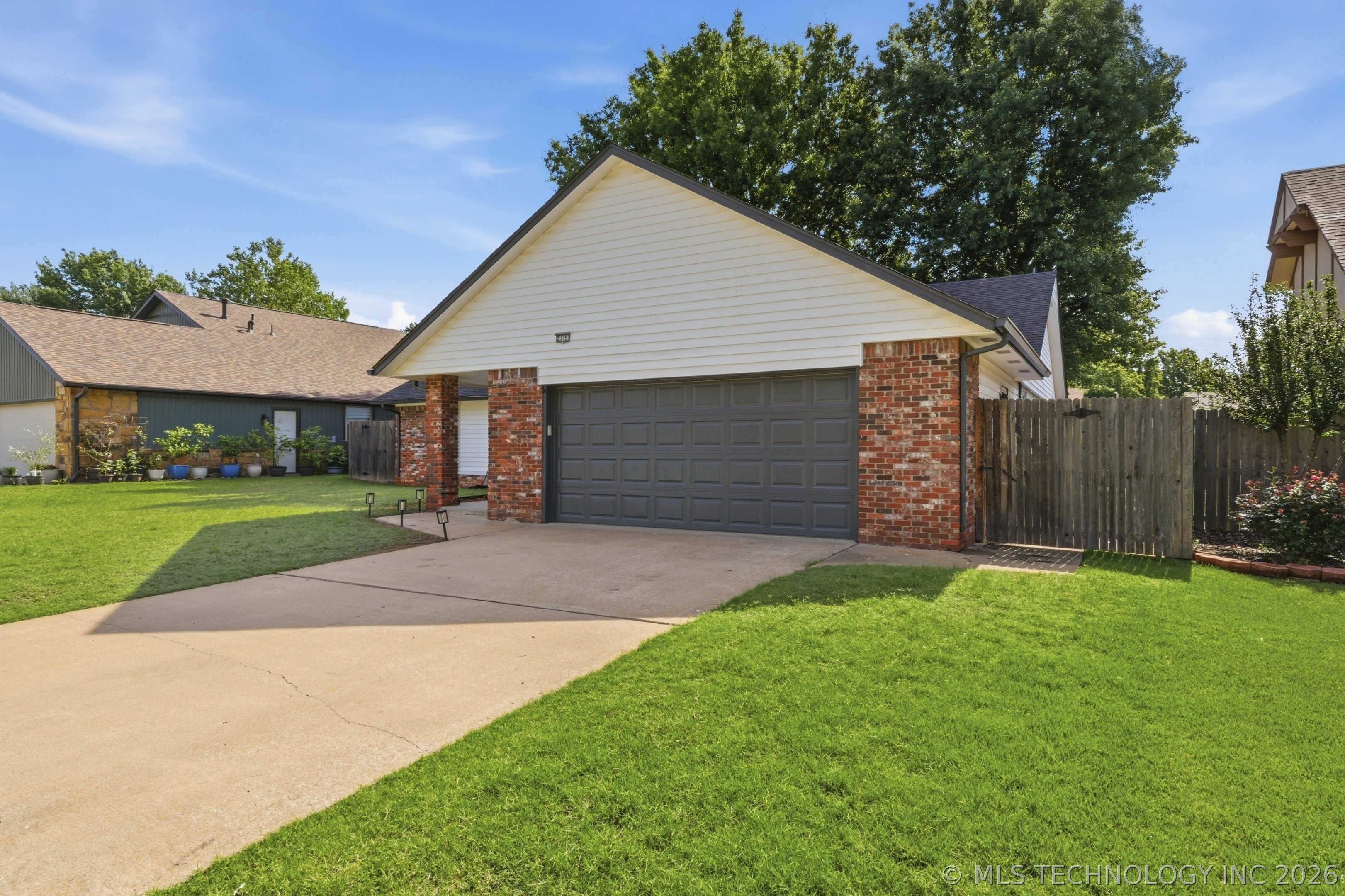2319 S Joshua Avenue Broken Arrow OK 74012