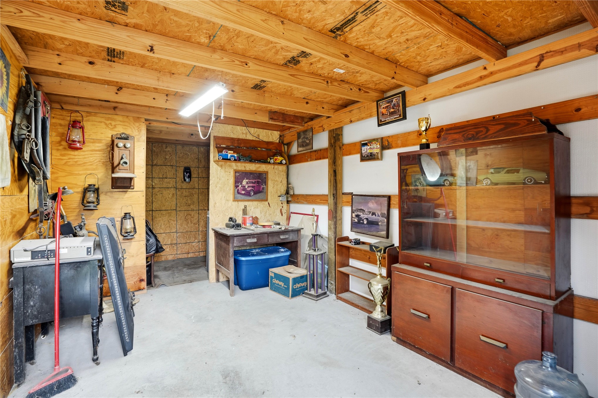32354 S Indian Road Park Hill OK 74451