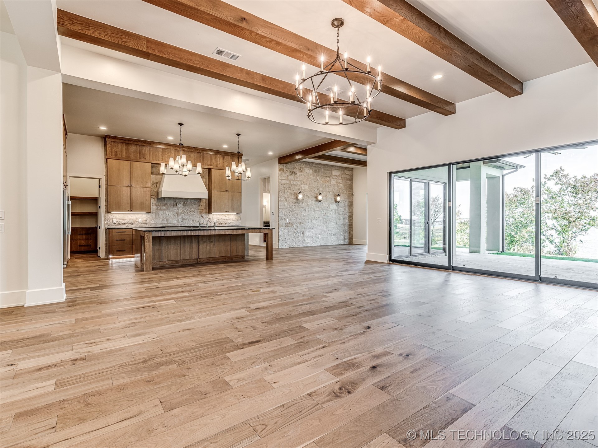 6001 Rare Eagle Court Kingston OK 73439
