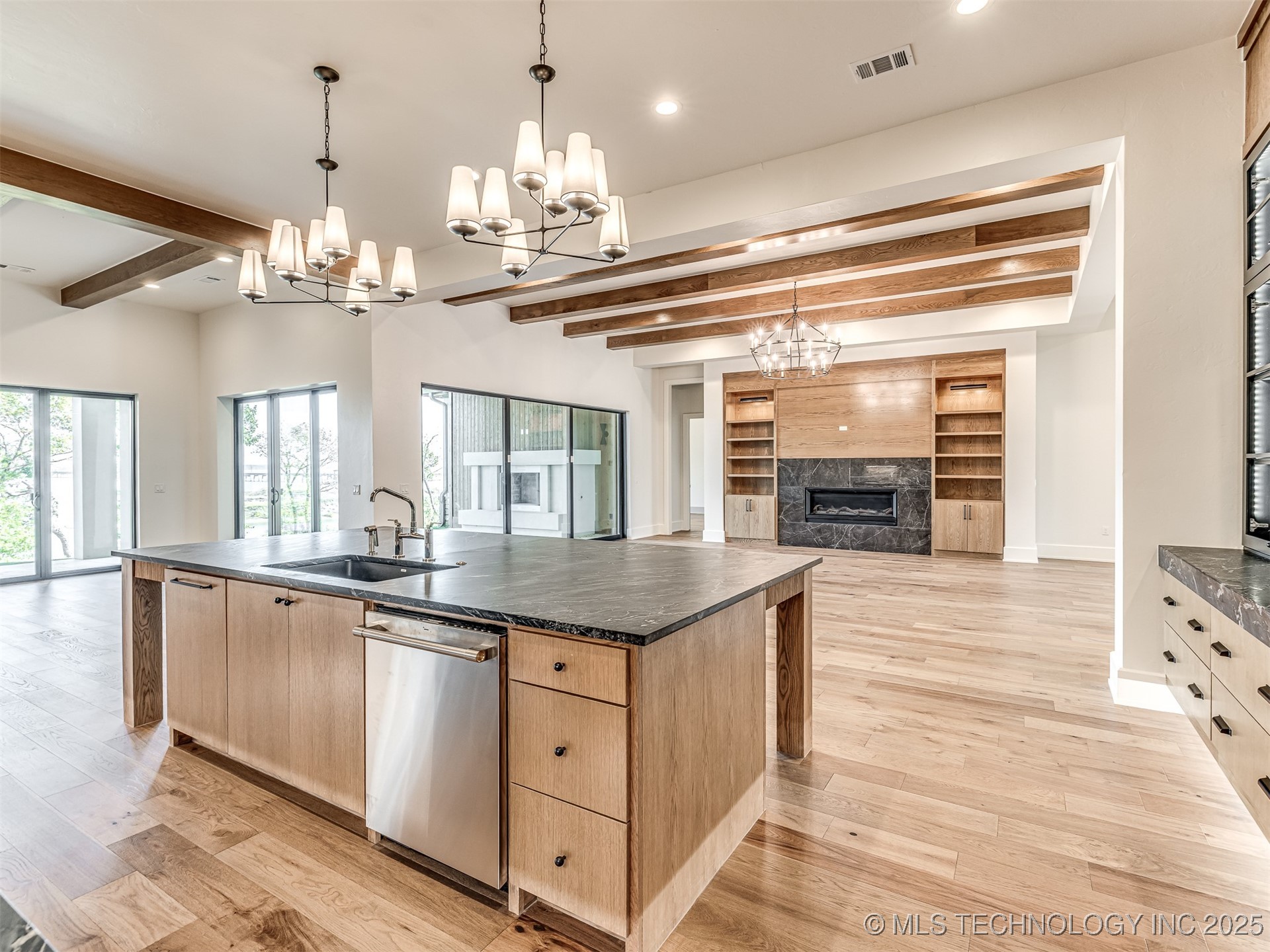 6001 Rare Eagle Court Kingston OK 73439