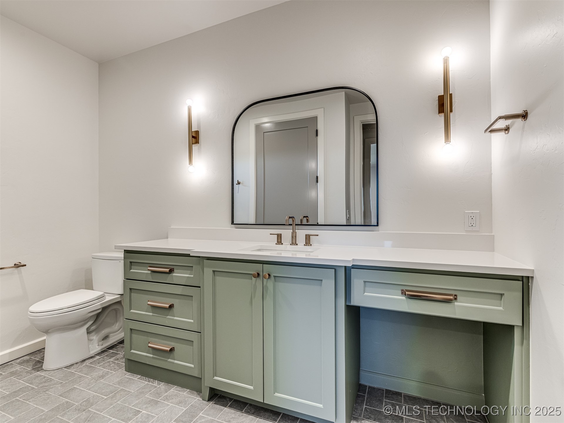 6001 Rare Eagle Court Kingston OK 73439