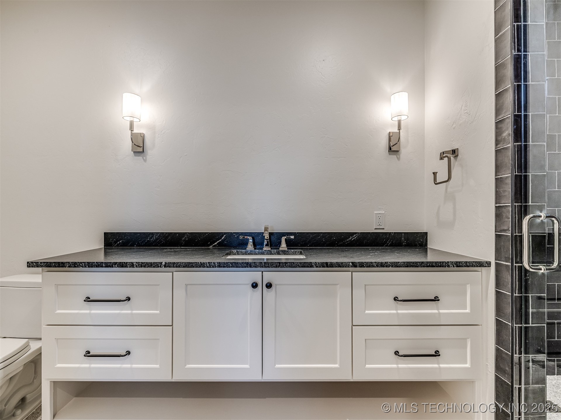 6001 Rare Eagle Court Kingston OK 73439
