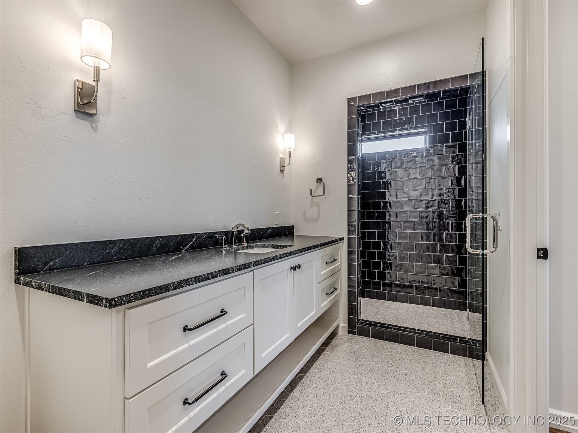 6001 Rare Eagle Court Kingston OK 73439