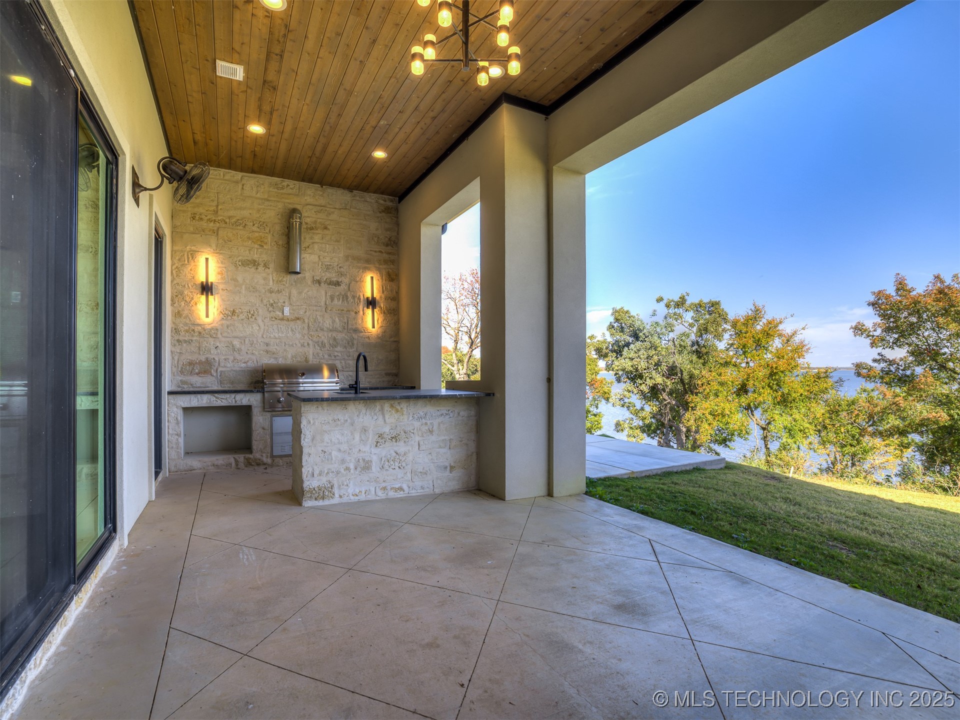 6001 Rare Eagle Court Kingston OK 73439