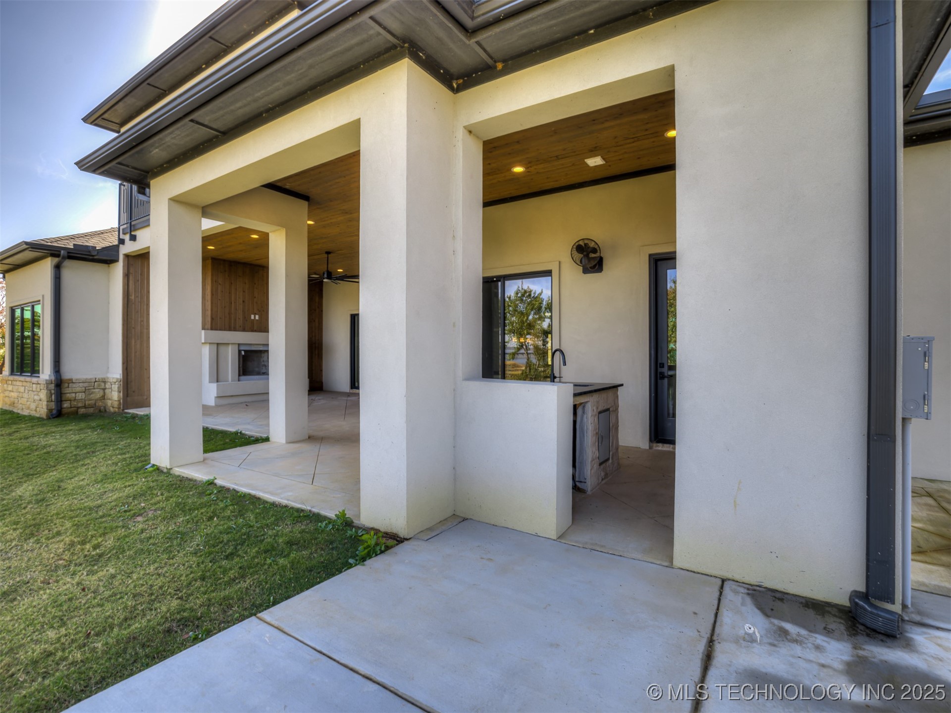 6001 Rare Eagle Court Kingston OK 73439