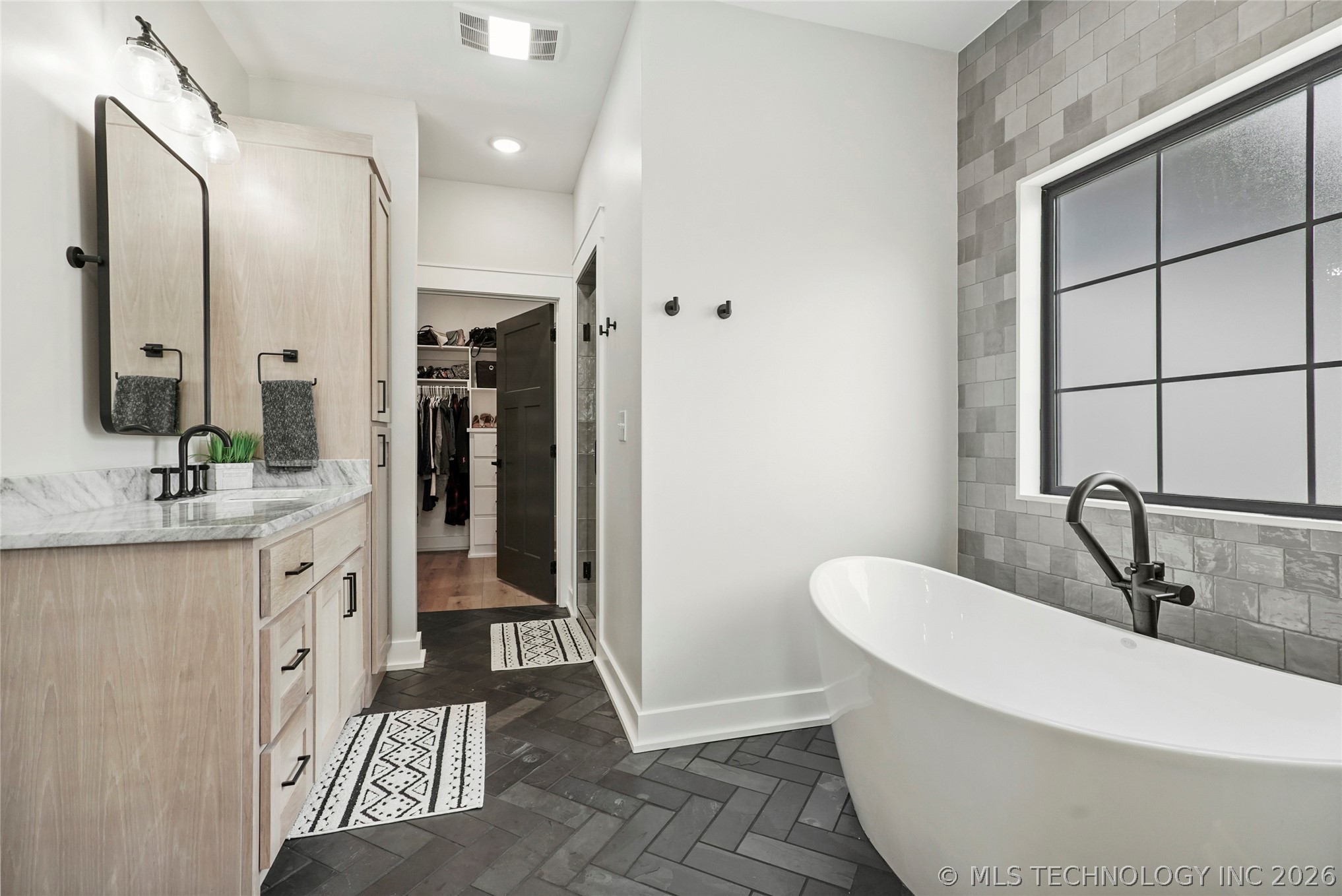 3800 E 482 Lane Pryor OK 74361