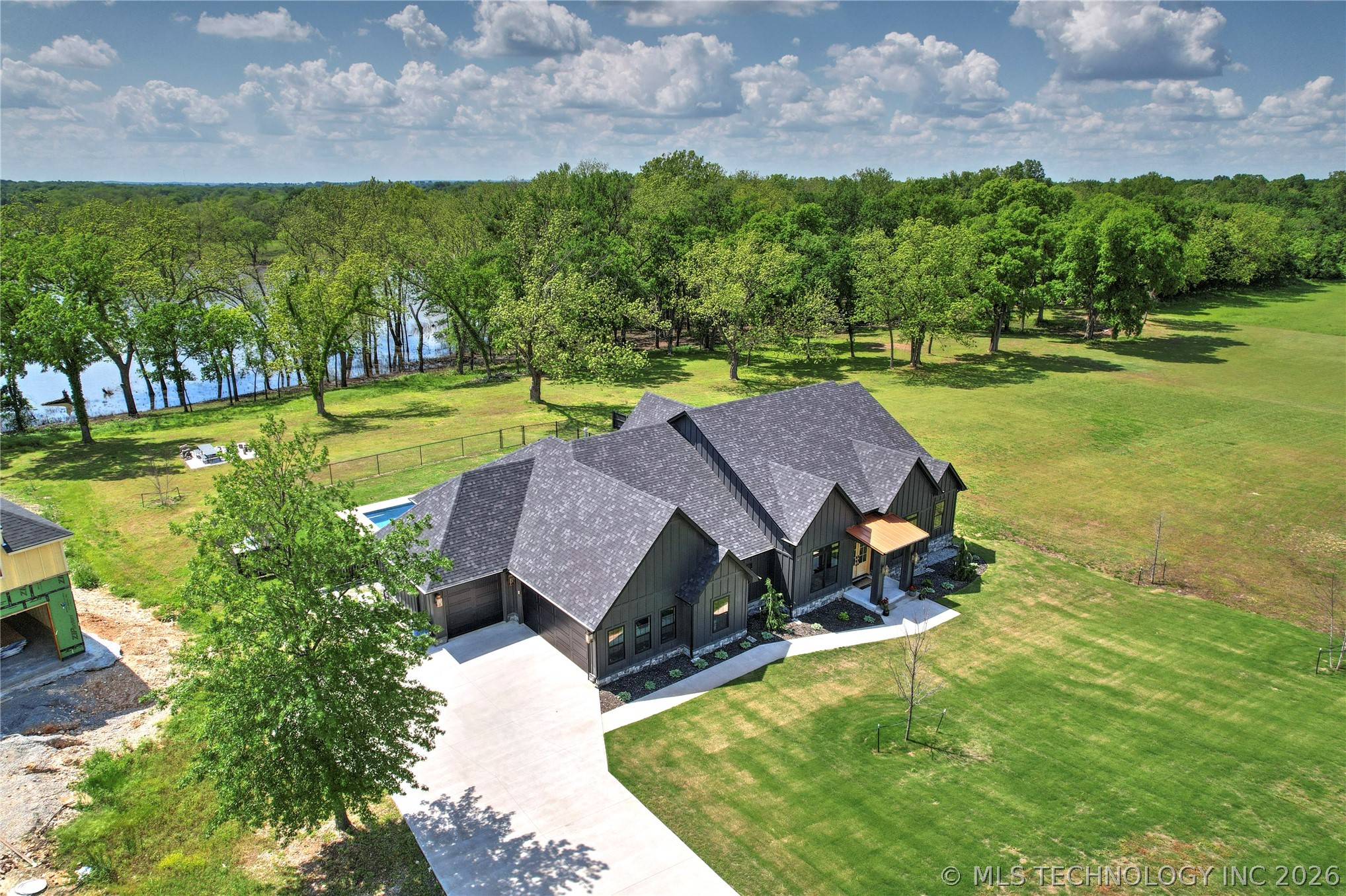 3800 E 482 Lane Pryor OK 74361