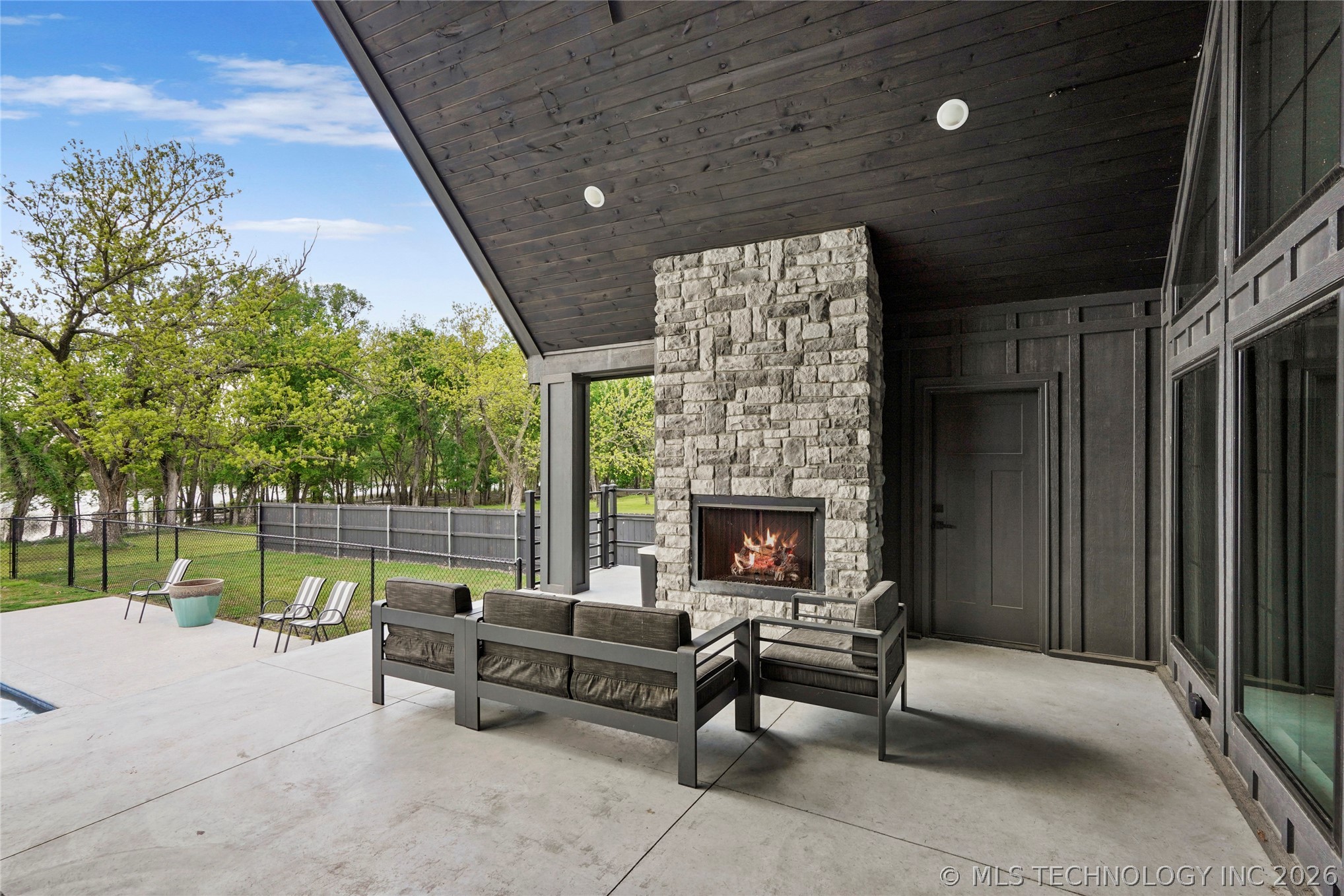 3800 E 482 Lane Pryor OK 74361