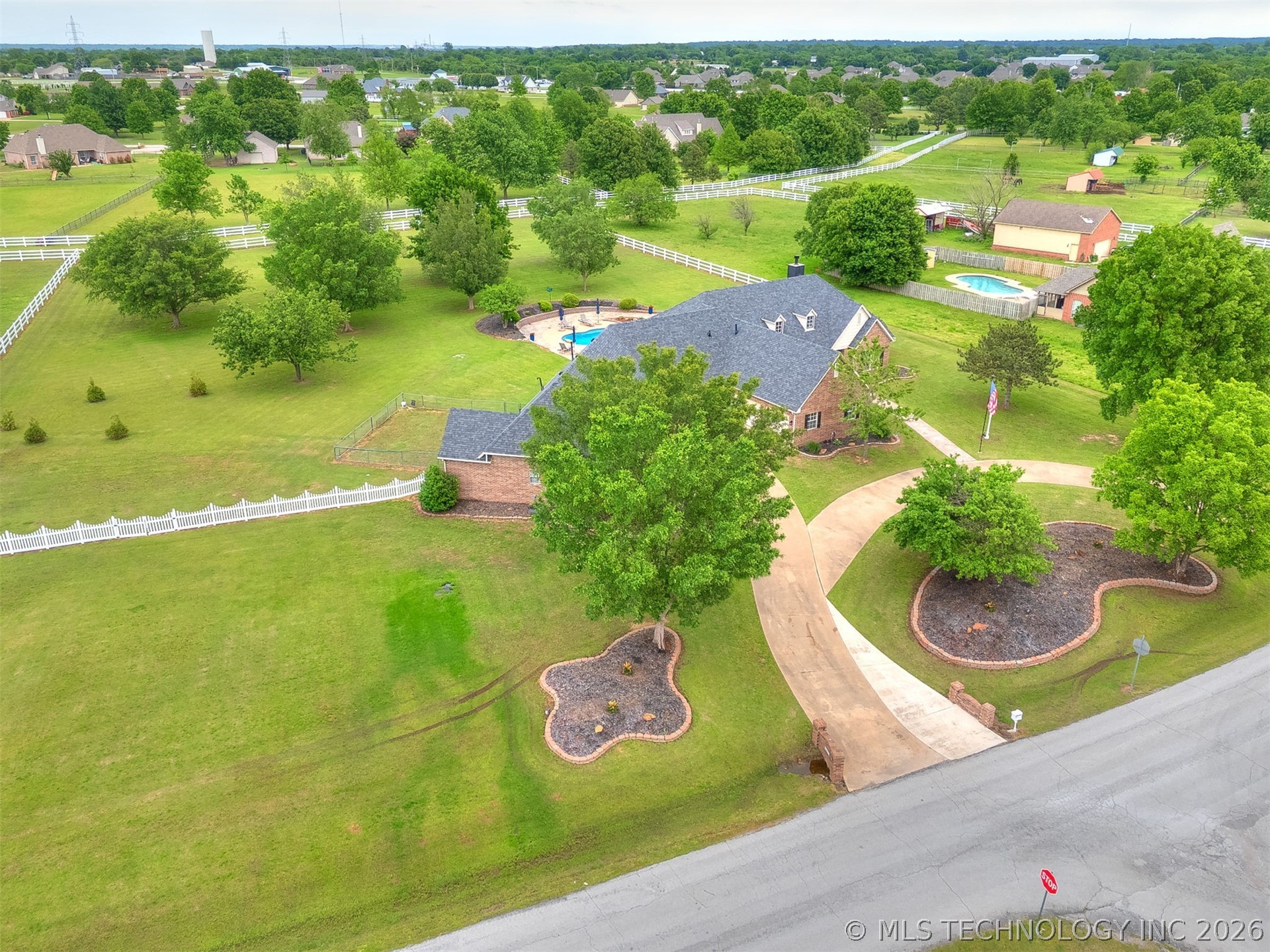 15611 E 112th Street Owasso OK 74055