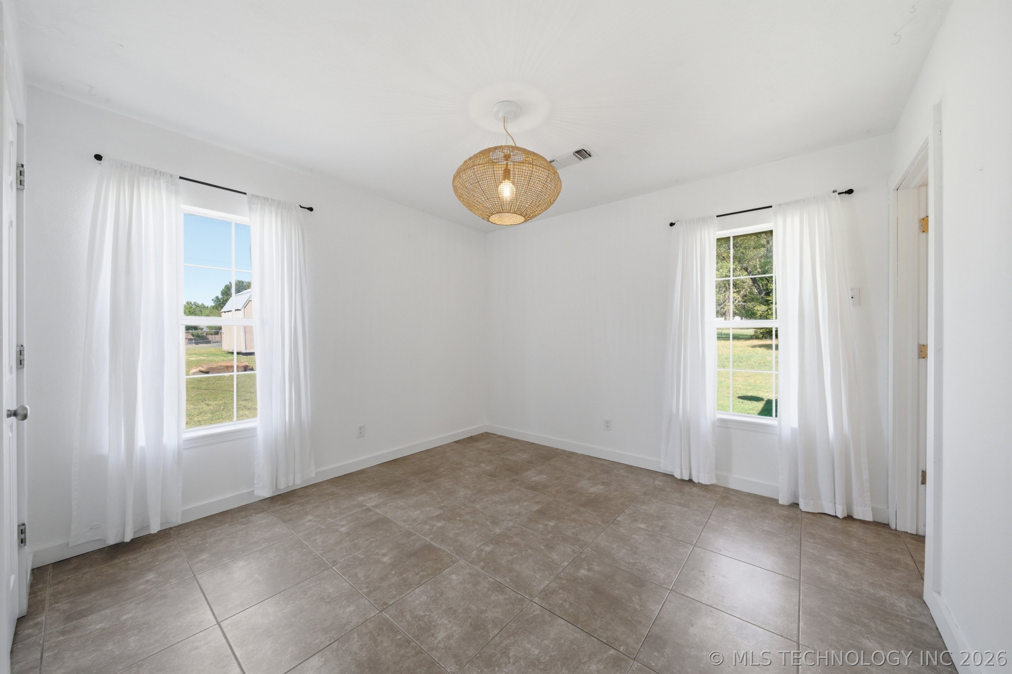 608 Pine Street Henryetta OK 74437