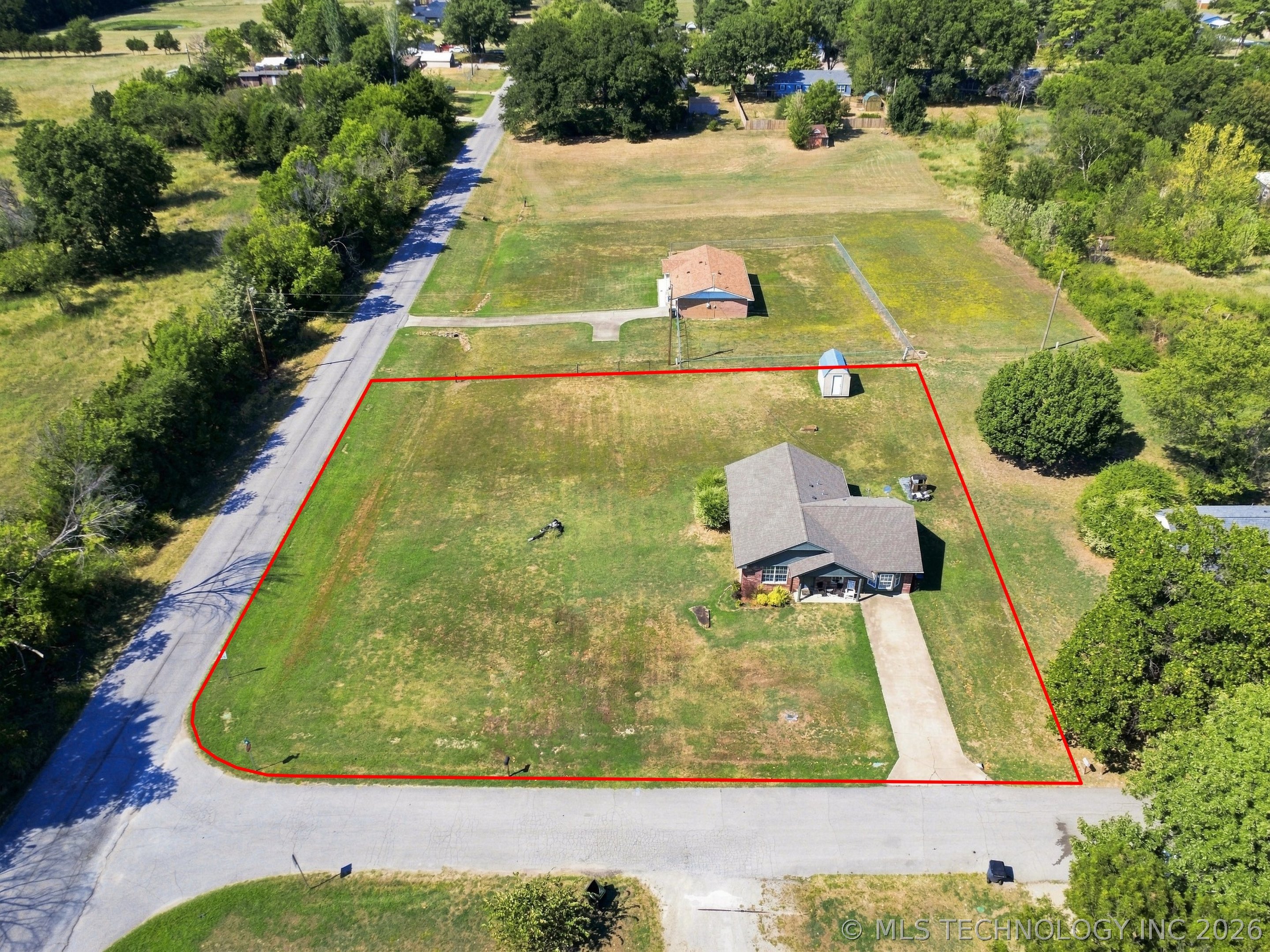 608 Pine Street Henryetta OK 74437