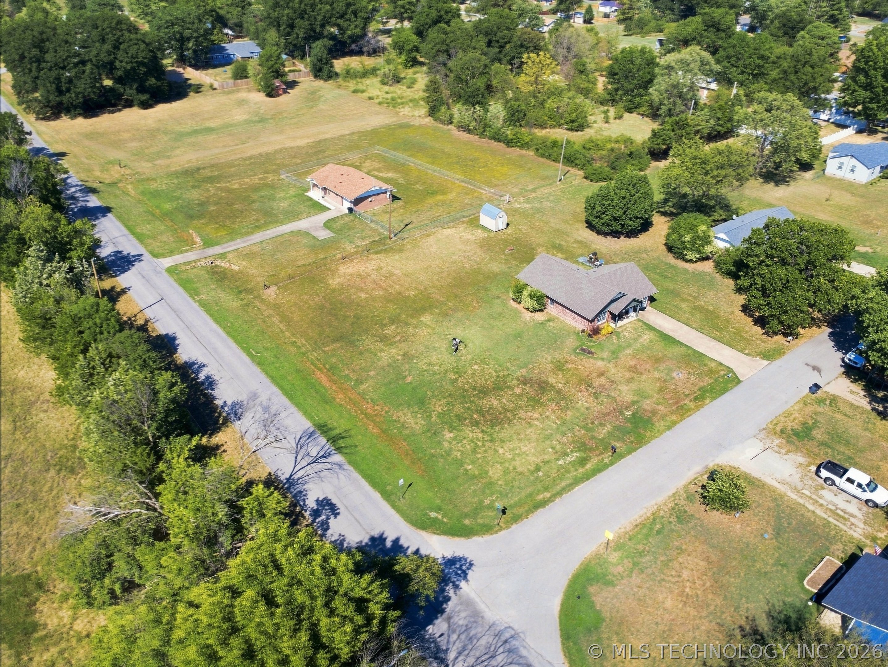 608 Pine Street Henryetta OK 74437