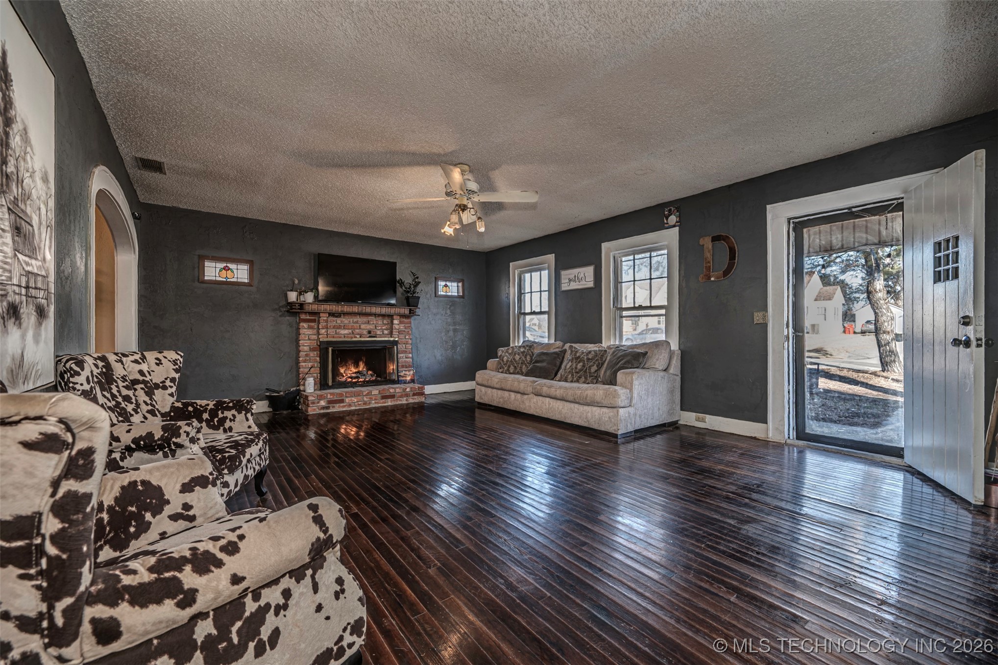425 E Park Avenue Waurika OK 73573