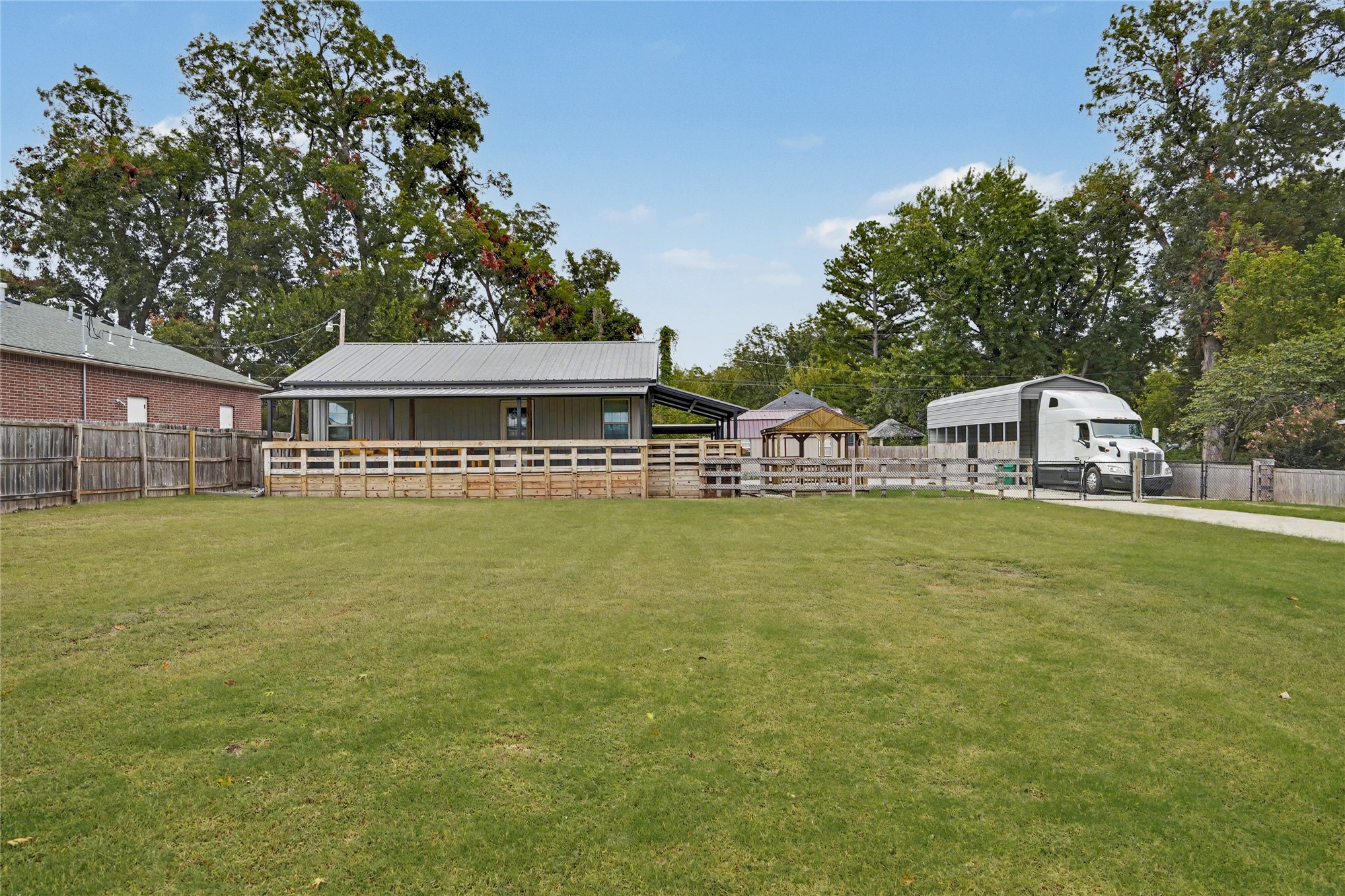 911 S Muskogee Street Sapulpa OK 74066