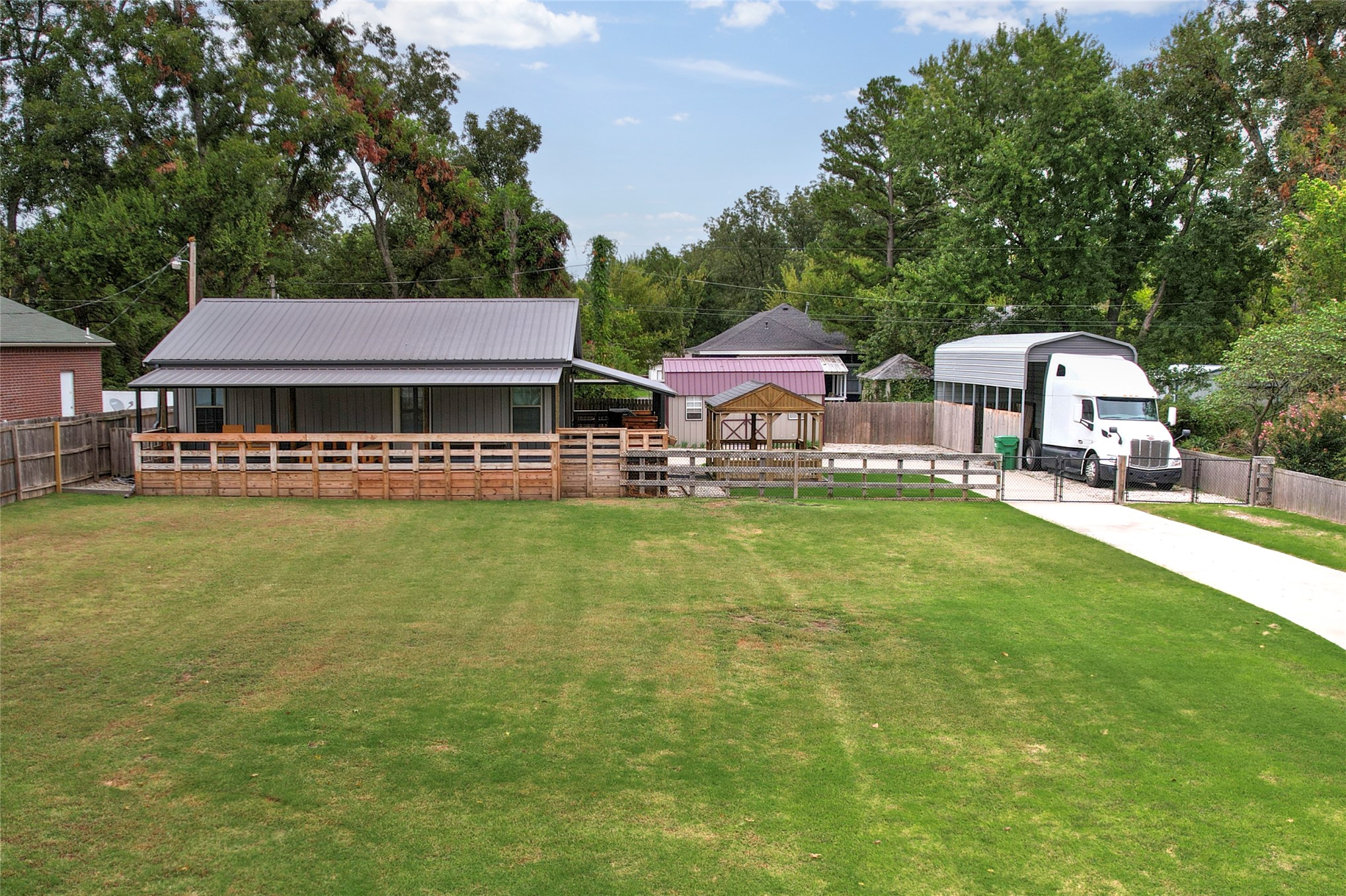 911 S Muskogee Street Sapulpa OK 74066