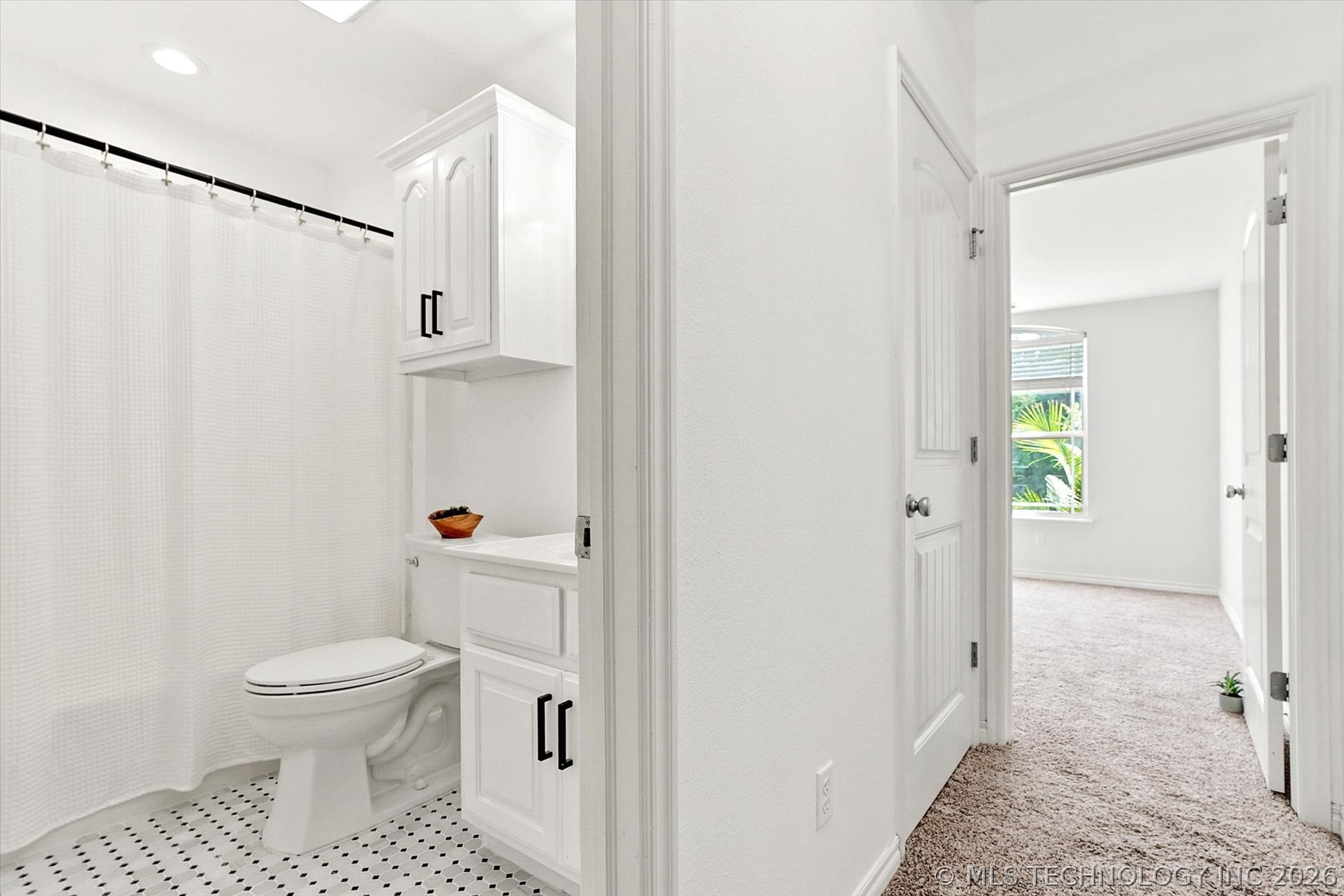 26327 E 112th Court S Coweta OK 74429