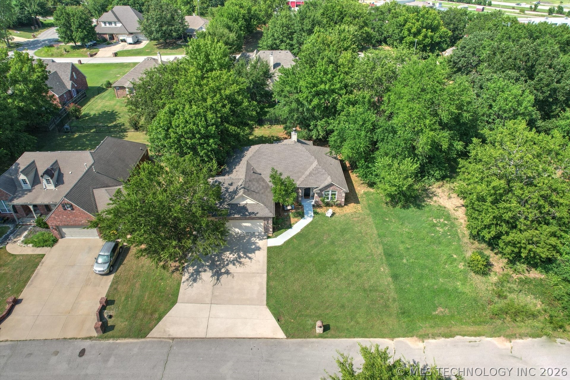 26327 E 112th Court S Coweta OK 74429