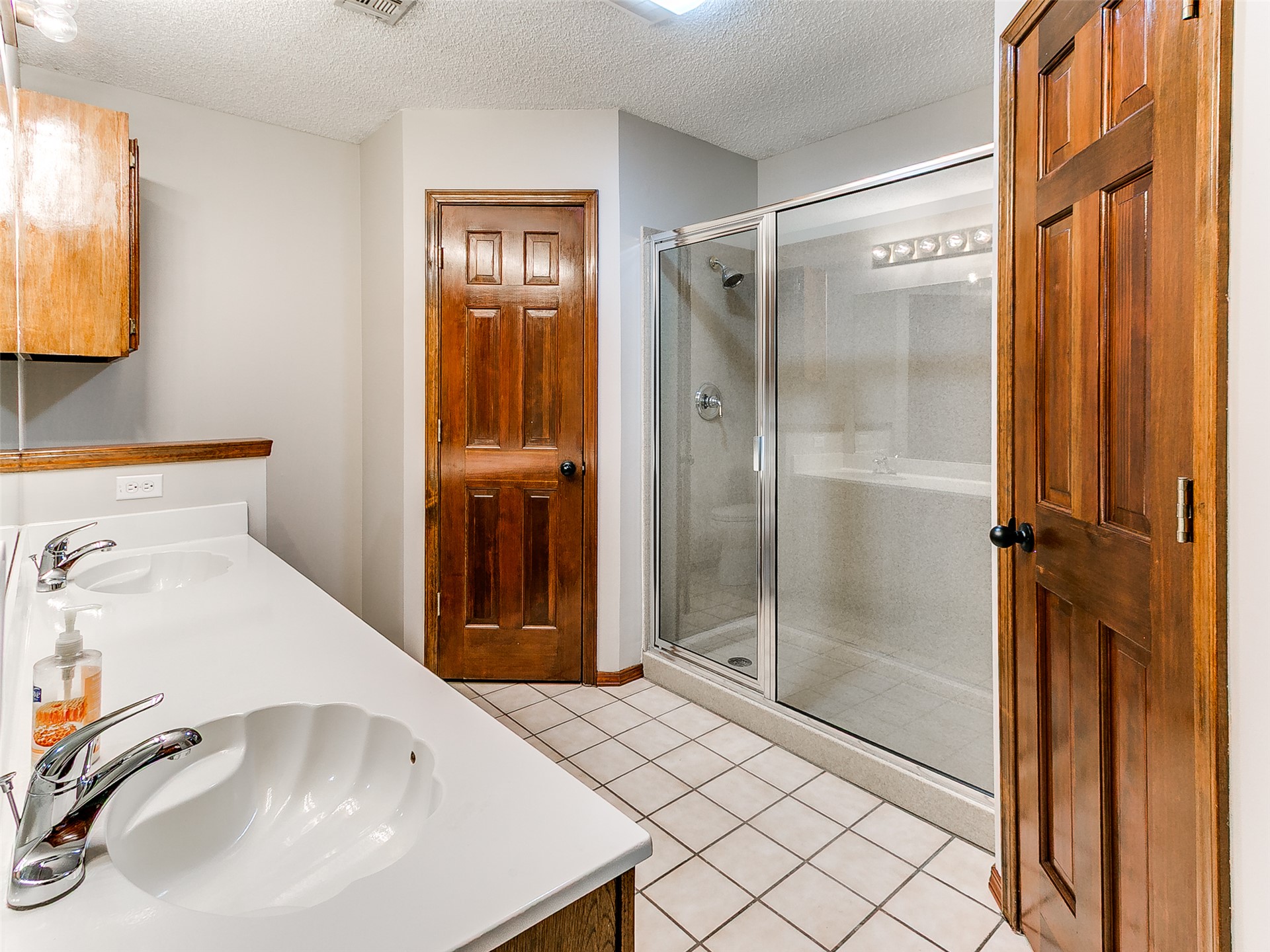 1601 W Roanoke Street N Broken Arrow OK 74011