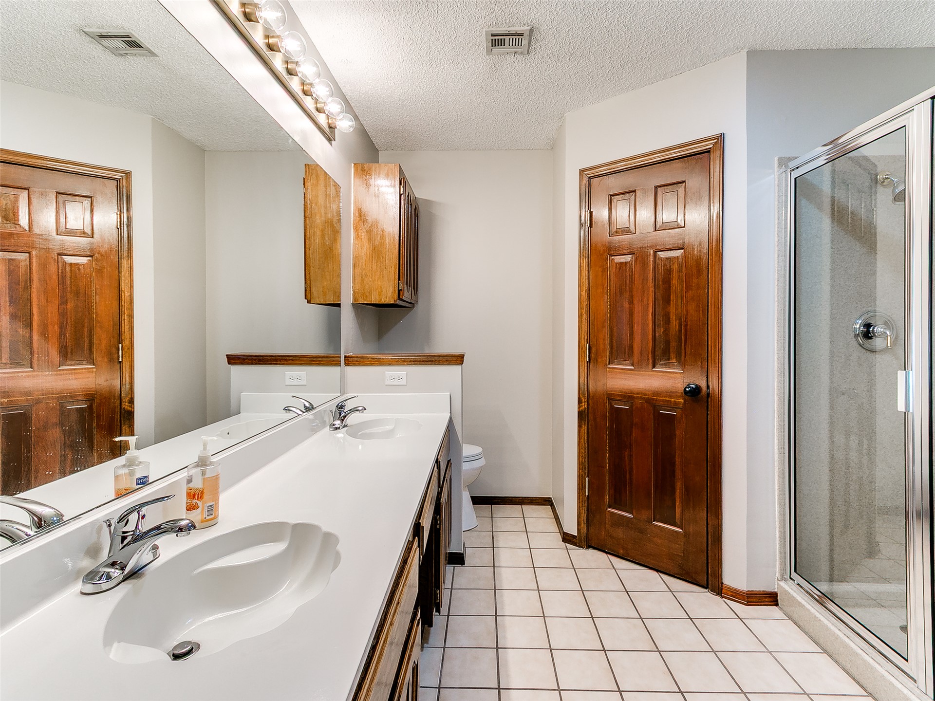 1601 W Roanoke Street N Broken Arrow OK 74011