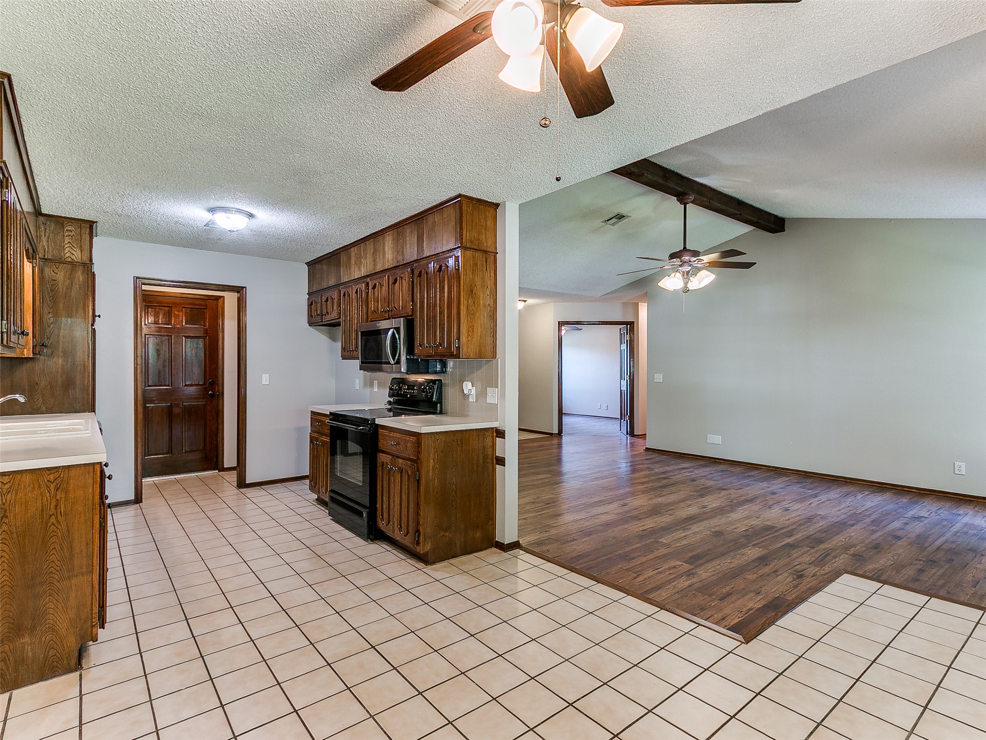 1601 W Roanoke Street N Broken Arrow OK 74011