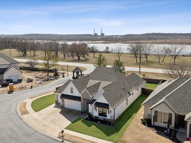 10328 S Delaware Place Tulsa OK 74137