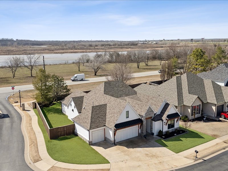 10328 S Delaware Place Tulsa OK 74137