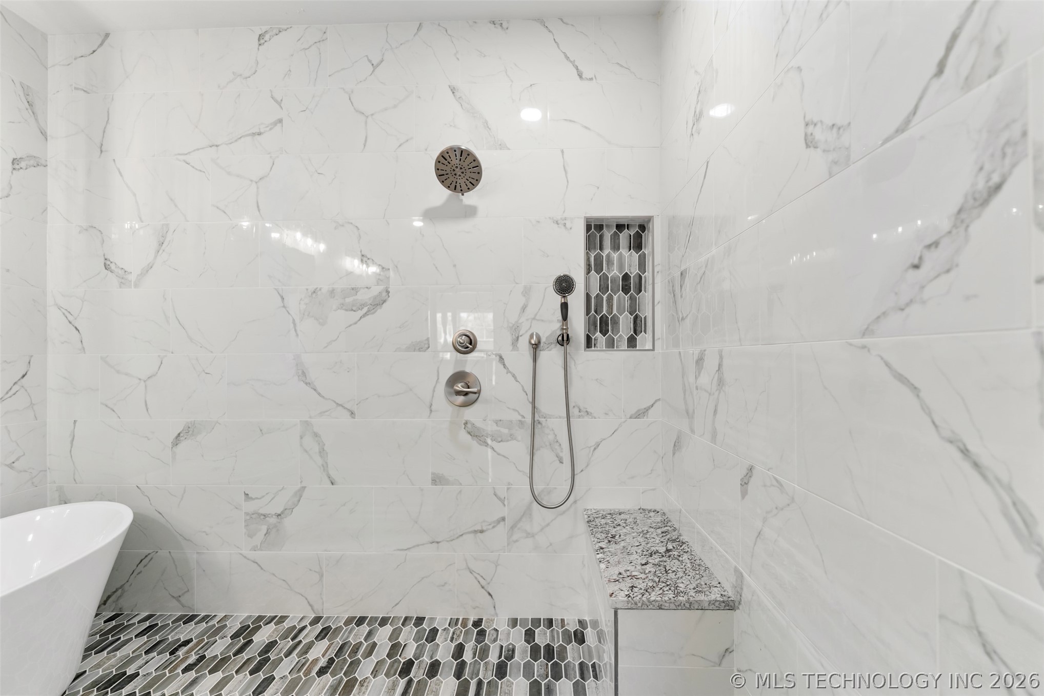 205 Lindsey Avenue Adair OK 74330