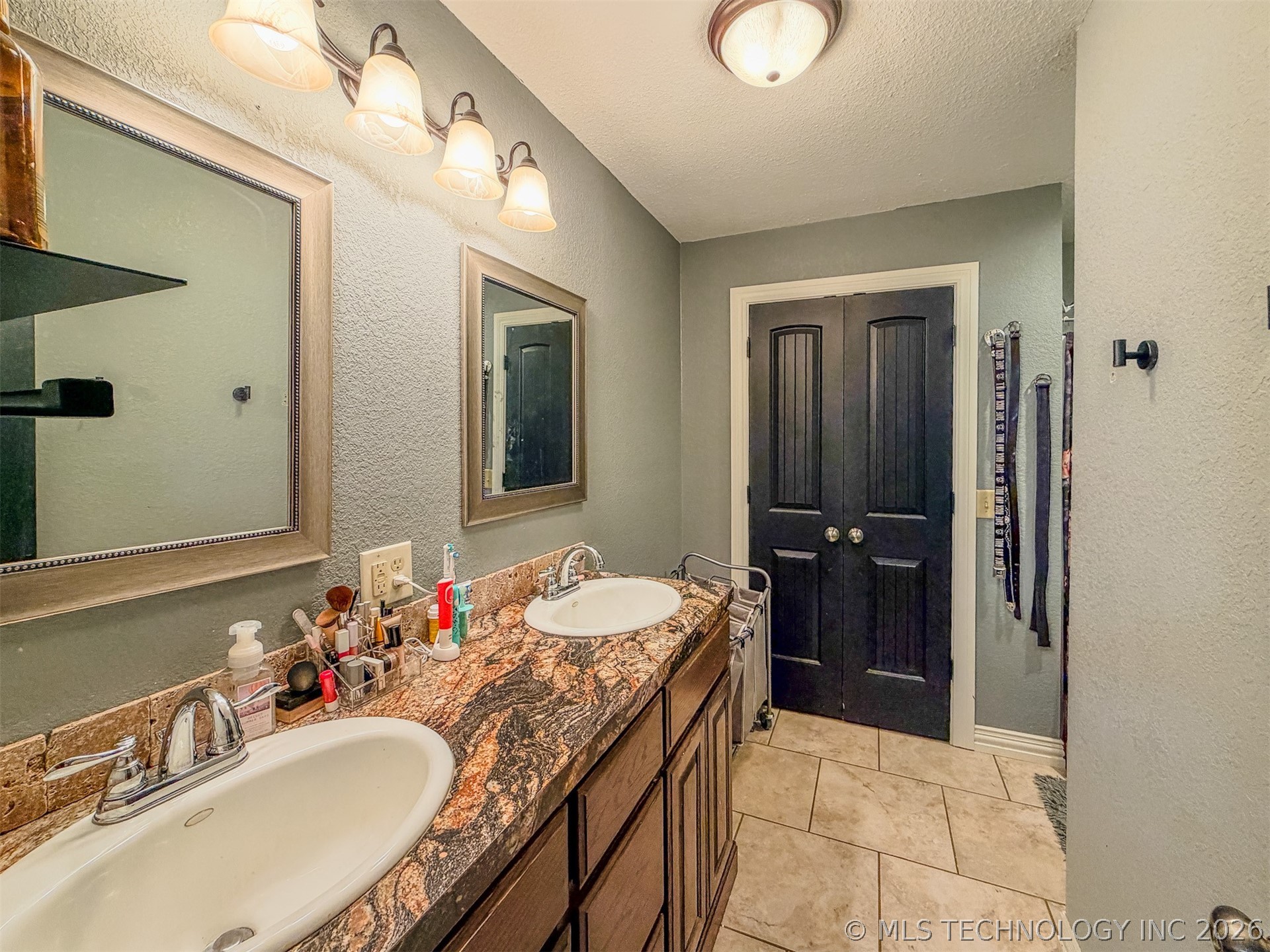 21887 Coffee Hollow Road Tahlequah OK 74464
