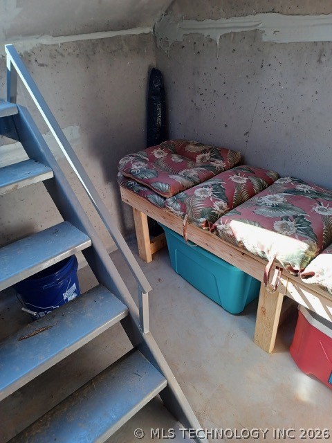 468145 648 Road Watts OK 74964