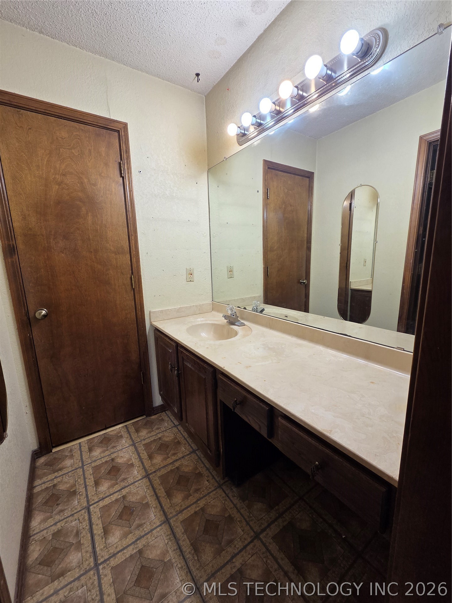1145 S 79th East Avenue Tulsa OK 74112