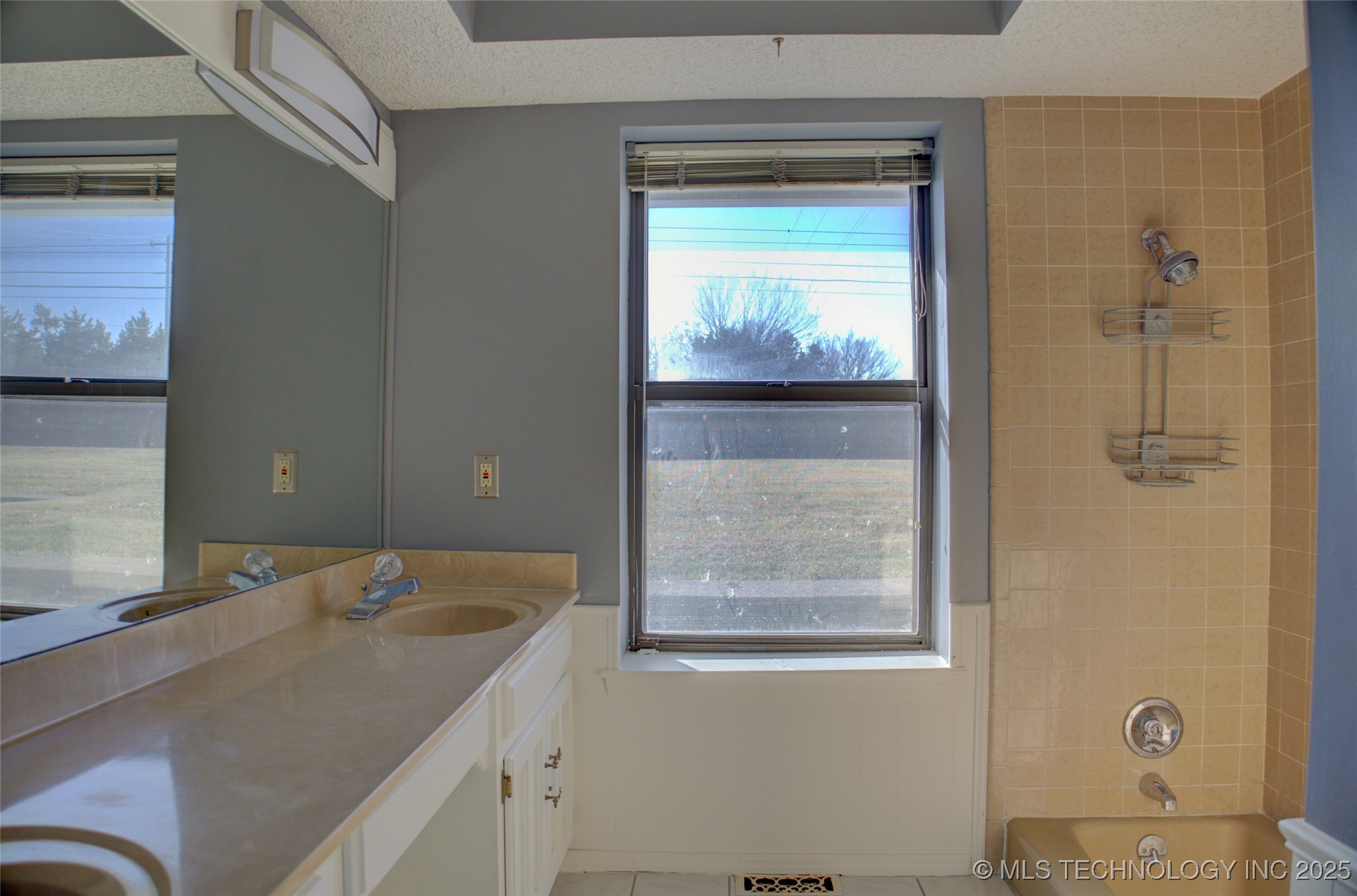 6634 E 60th Place Tulsa OK 74145