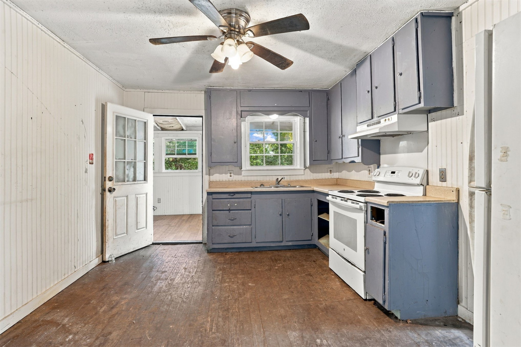 20 Third Mead OK 73449