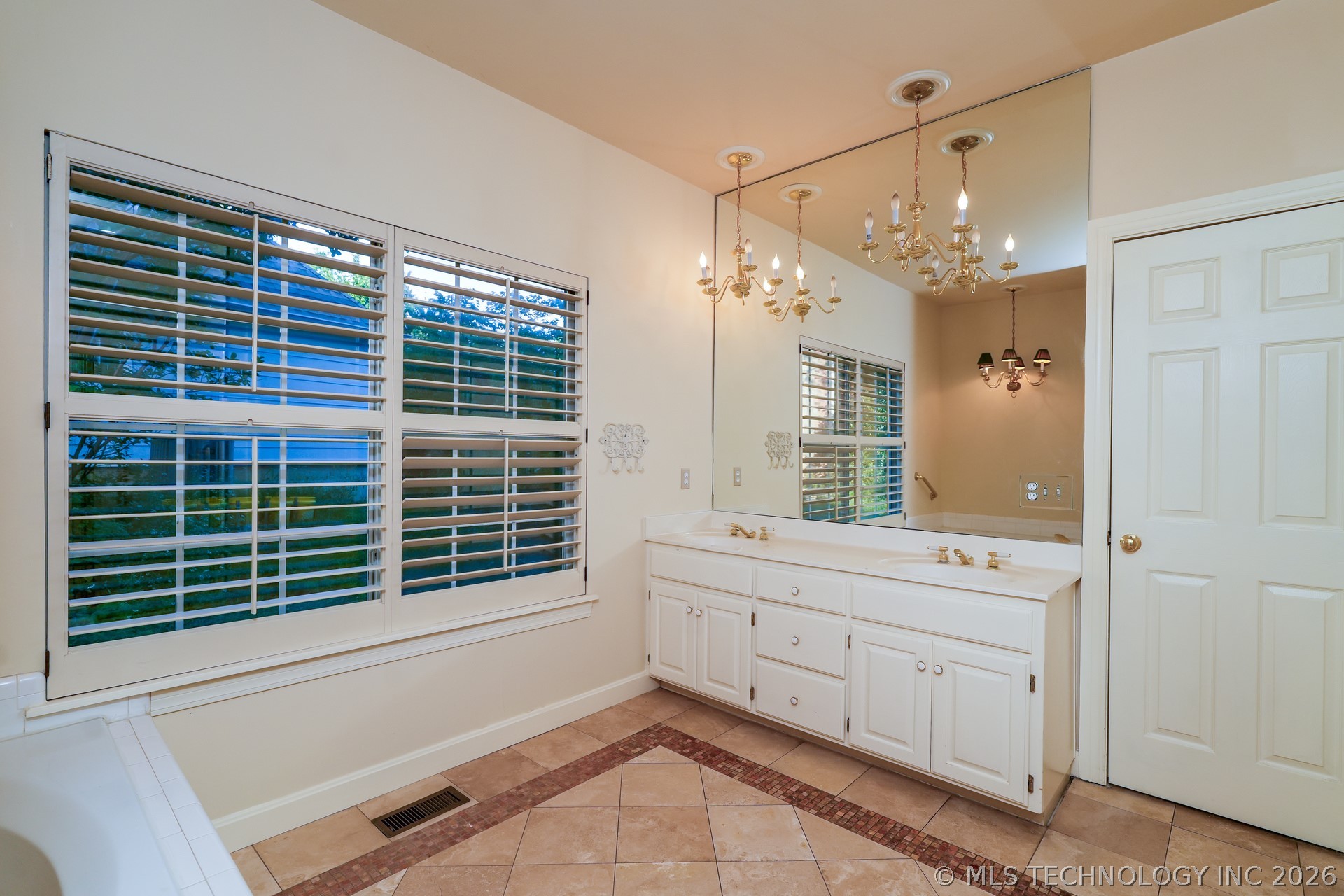 5202 E 78th Place Tulsa OK 74136