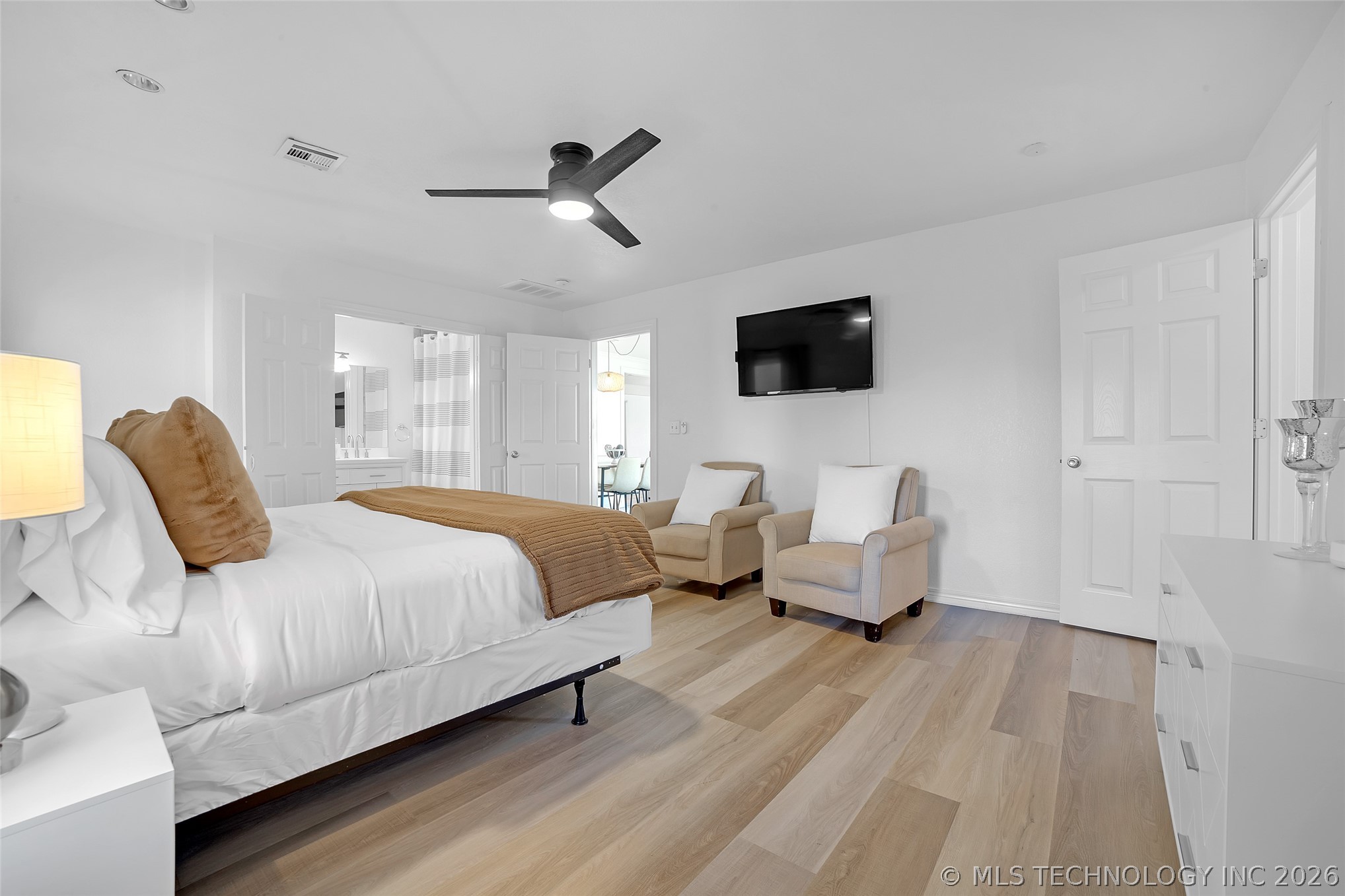 3813 E 21st Place Tulsa OK 74114