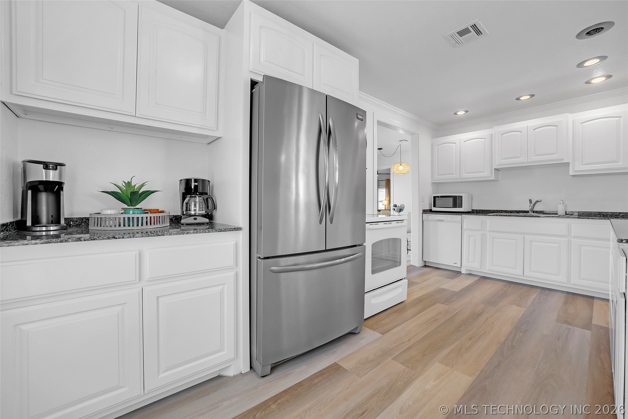 3813 E 21st Place Tulsa OK 74114