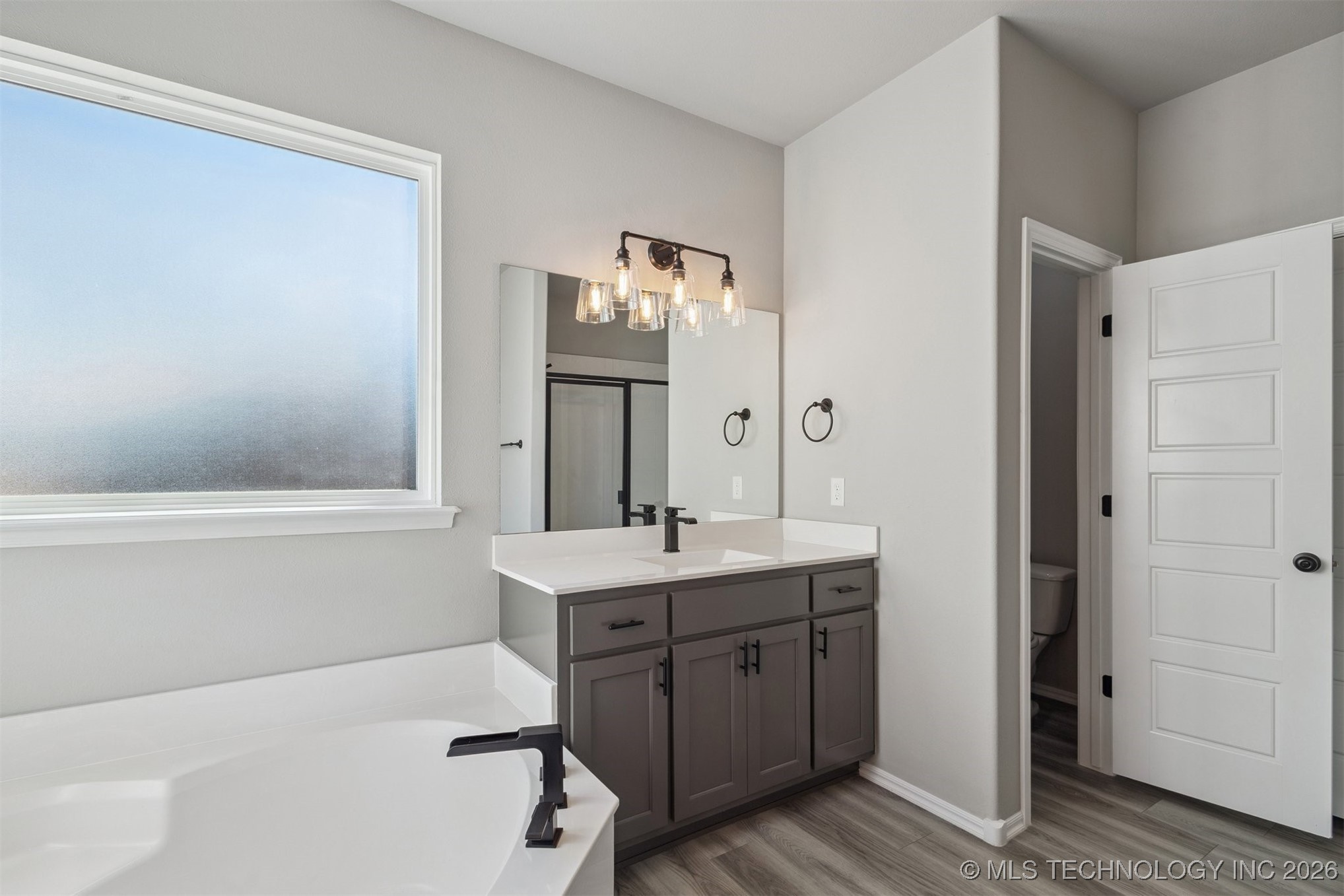 2721 S 8th Street Broken Arrow OK 74012