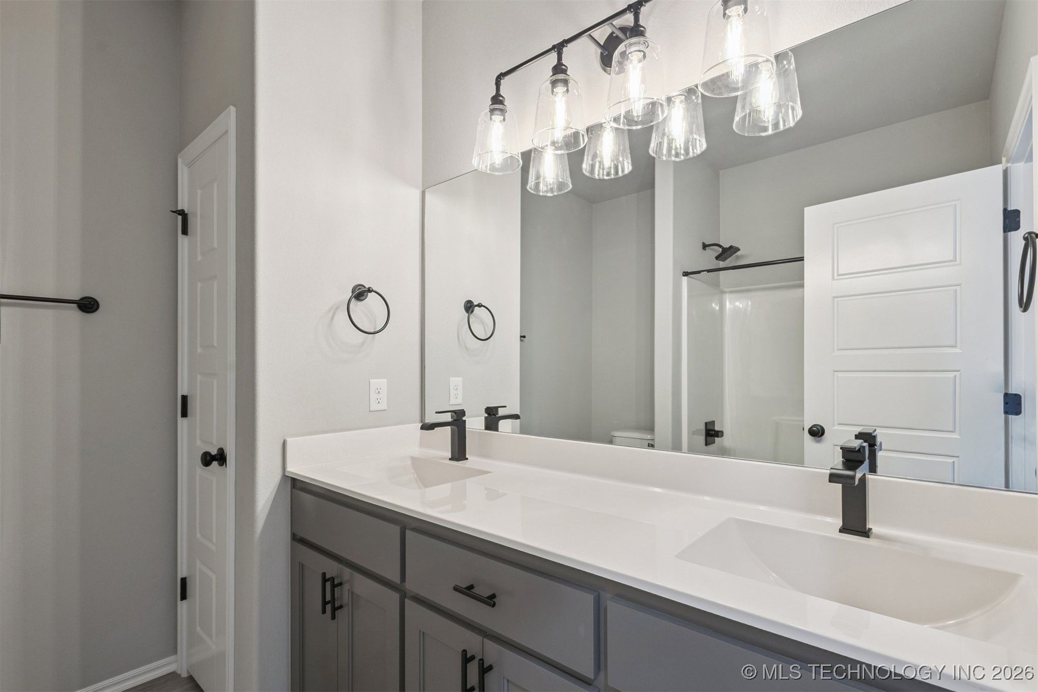 2721 S 8th Street Broken Arrow OK 74012