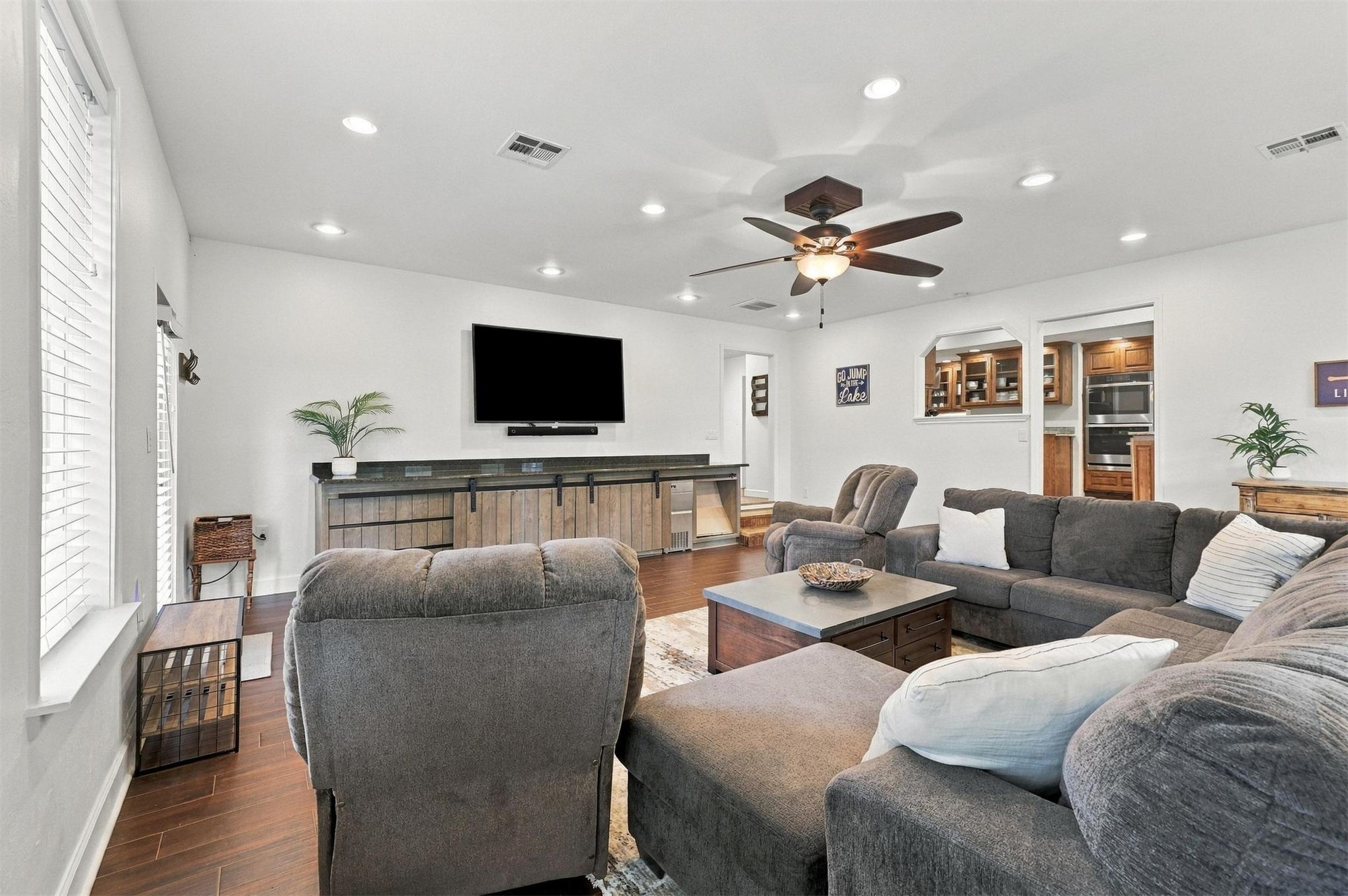 2828 Riverview Road Kingston OK 73439