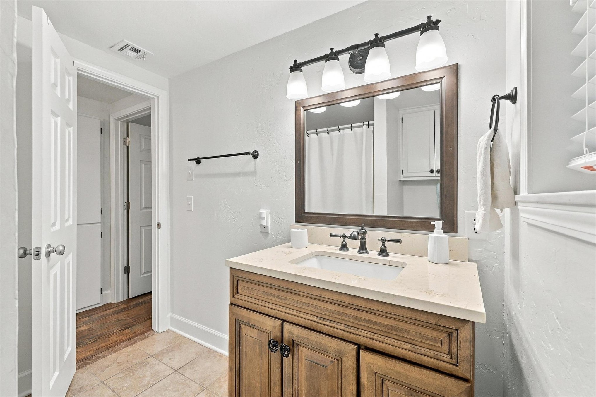 2828 Riverview Road Kingston OK 73439