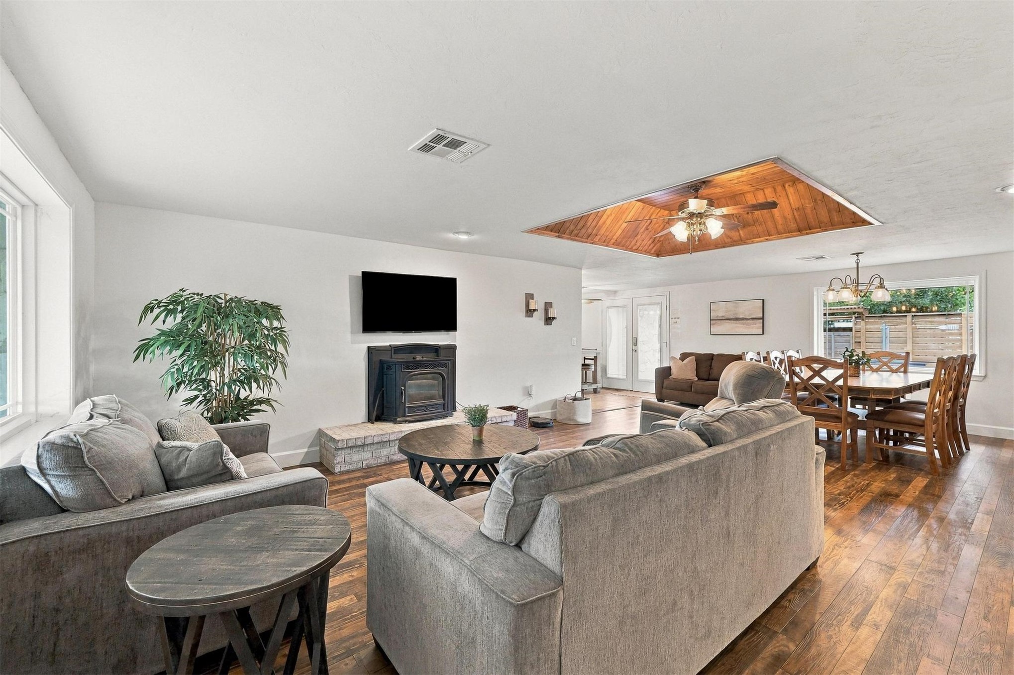 2828 Riverview Road Kingston OK 73439
