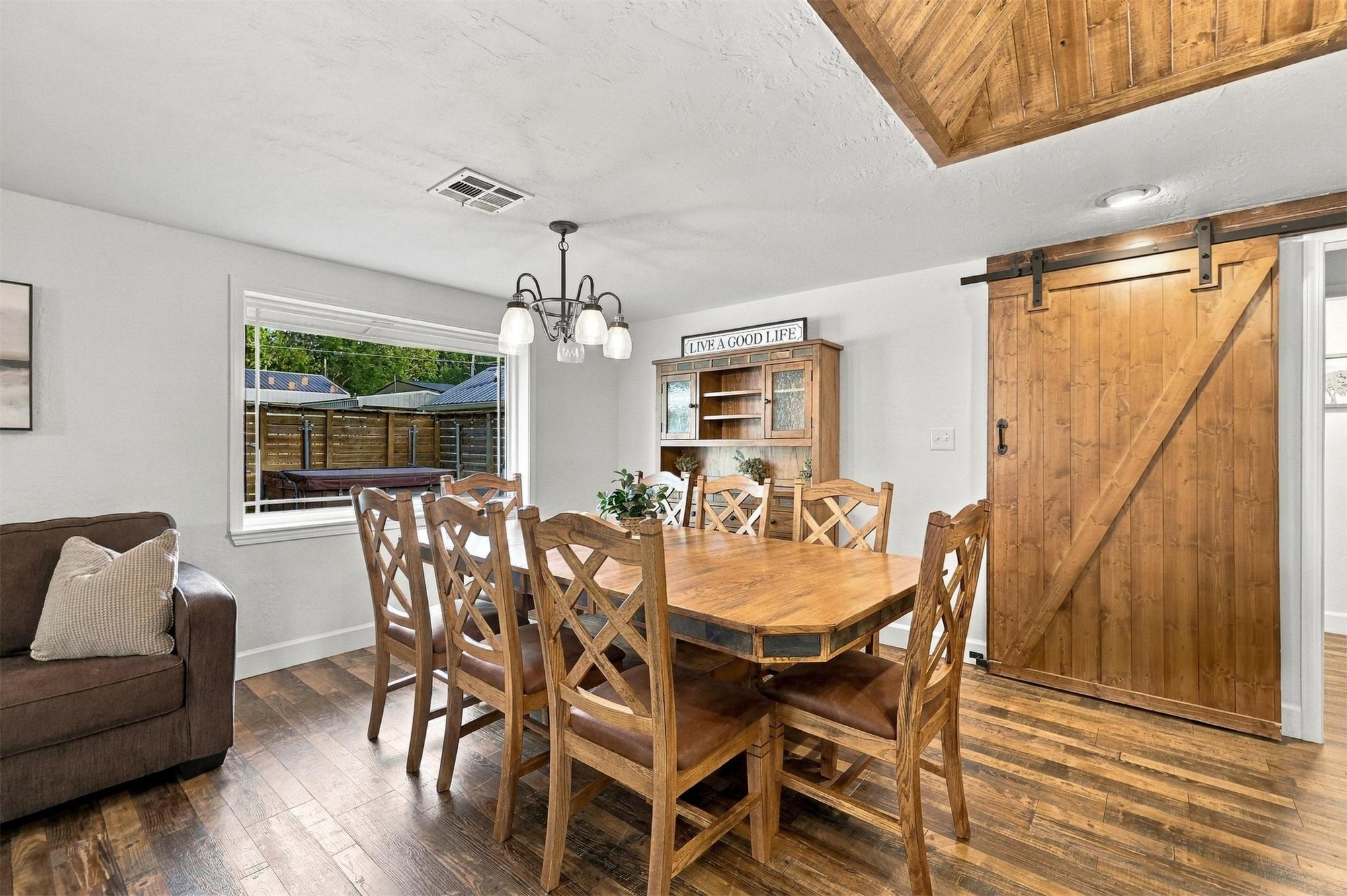 2828 Riverview Road Kingston OK 73439