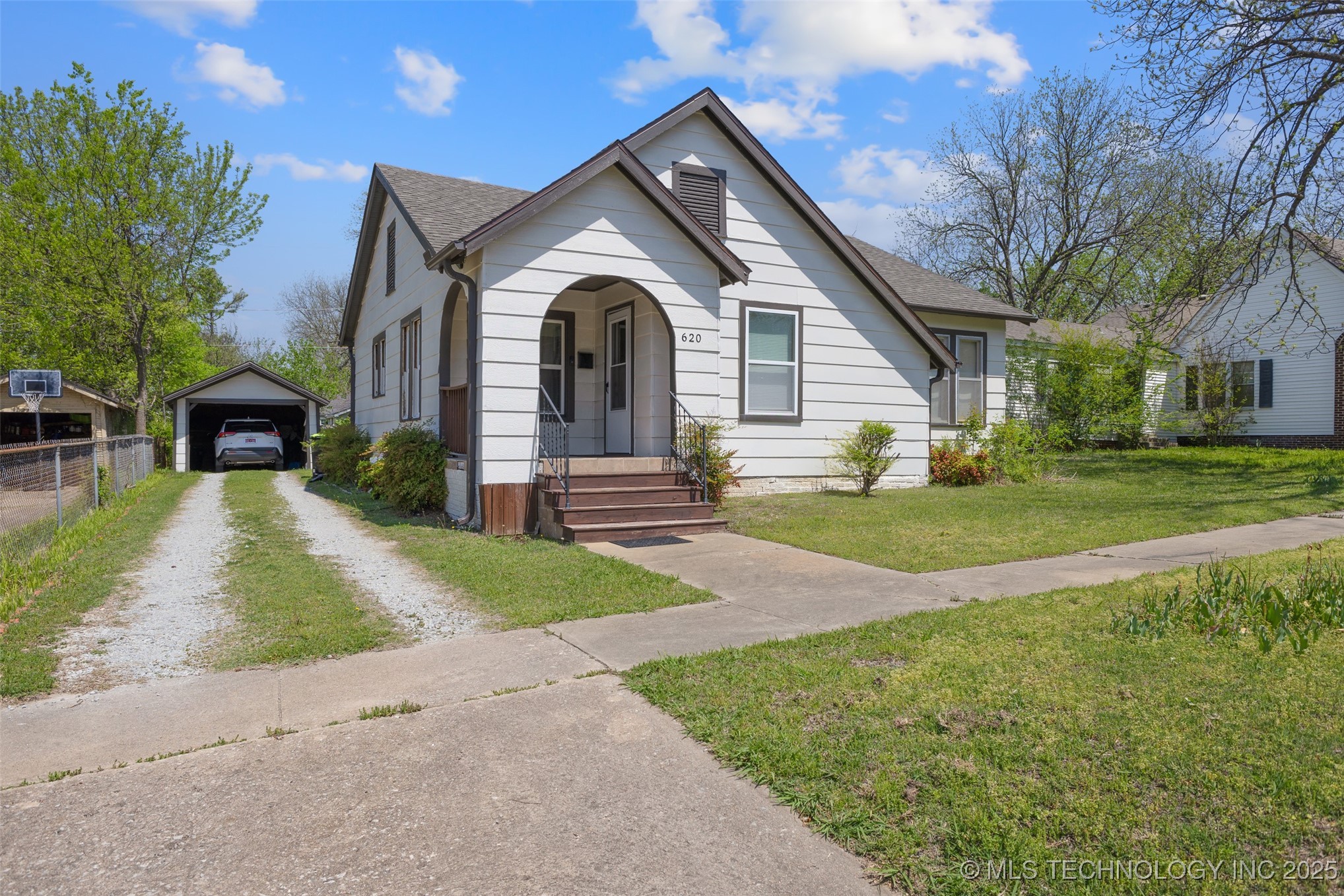 620 W 23rd Ada OK 74820