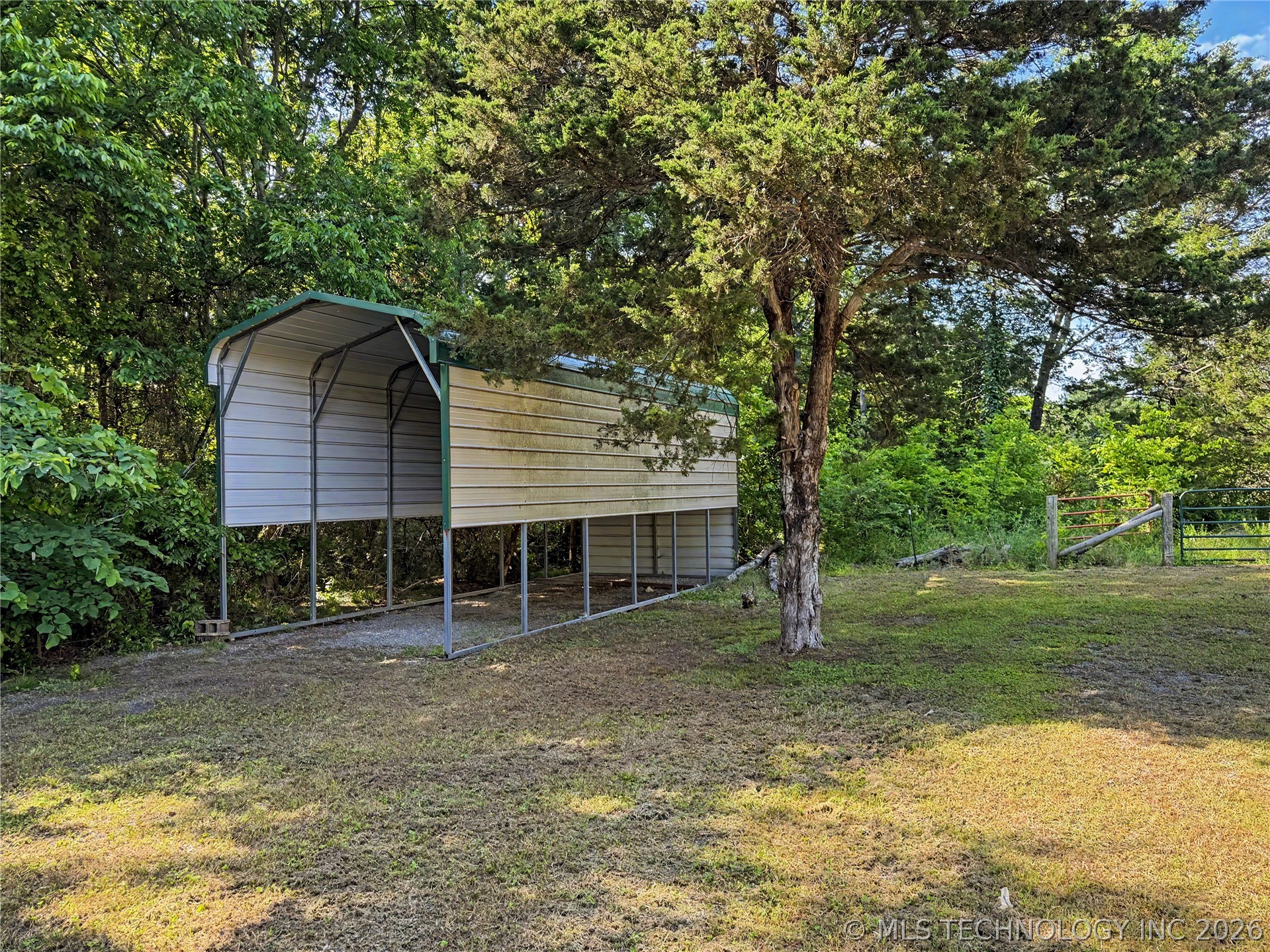 21862 W 888 Road Cookson OK 74427