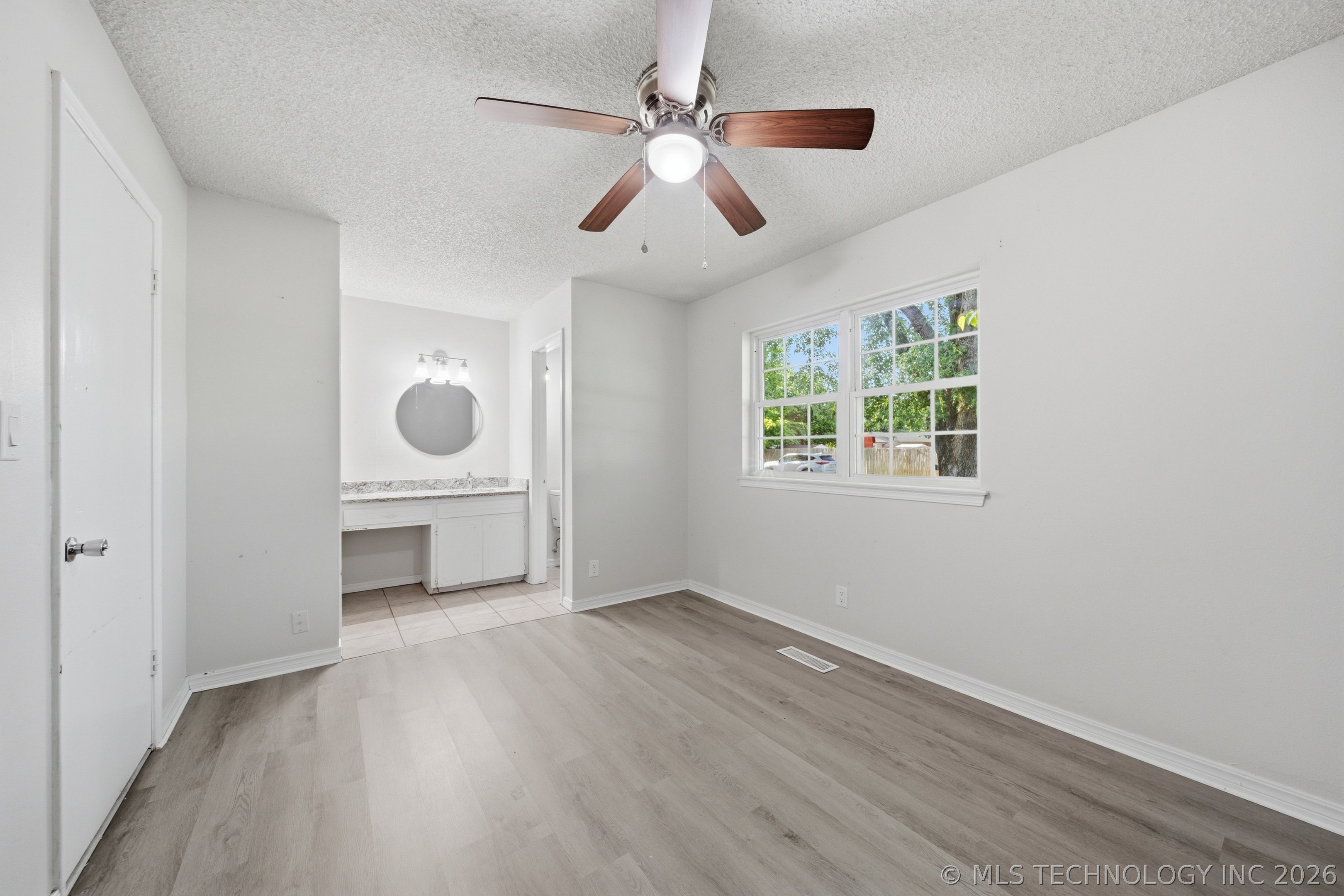 216 E J Street Jenks OK 74037