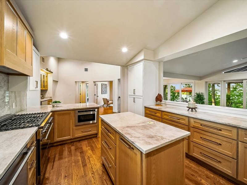 138 Sundance Pryor OK 74361