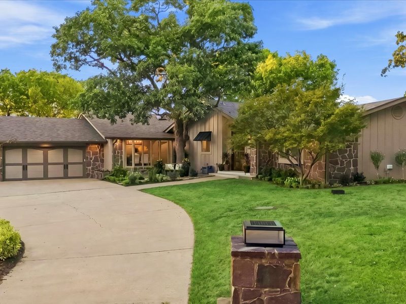138 Sundance Pryor OK 74361