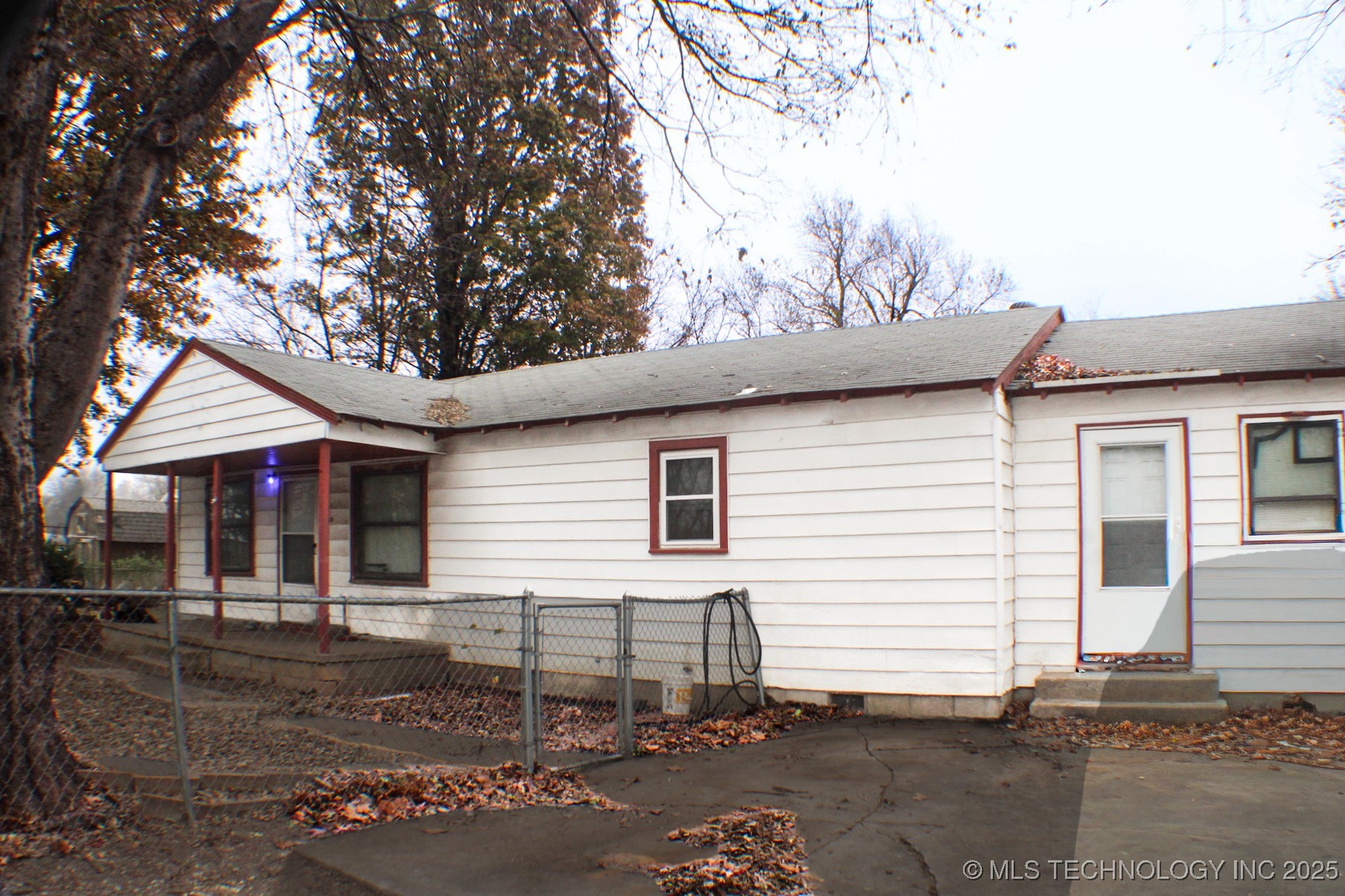 215 S 4th Street Sperry OK 74073