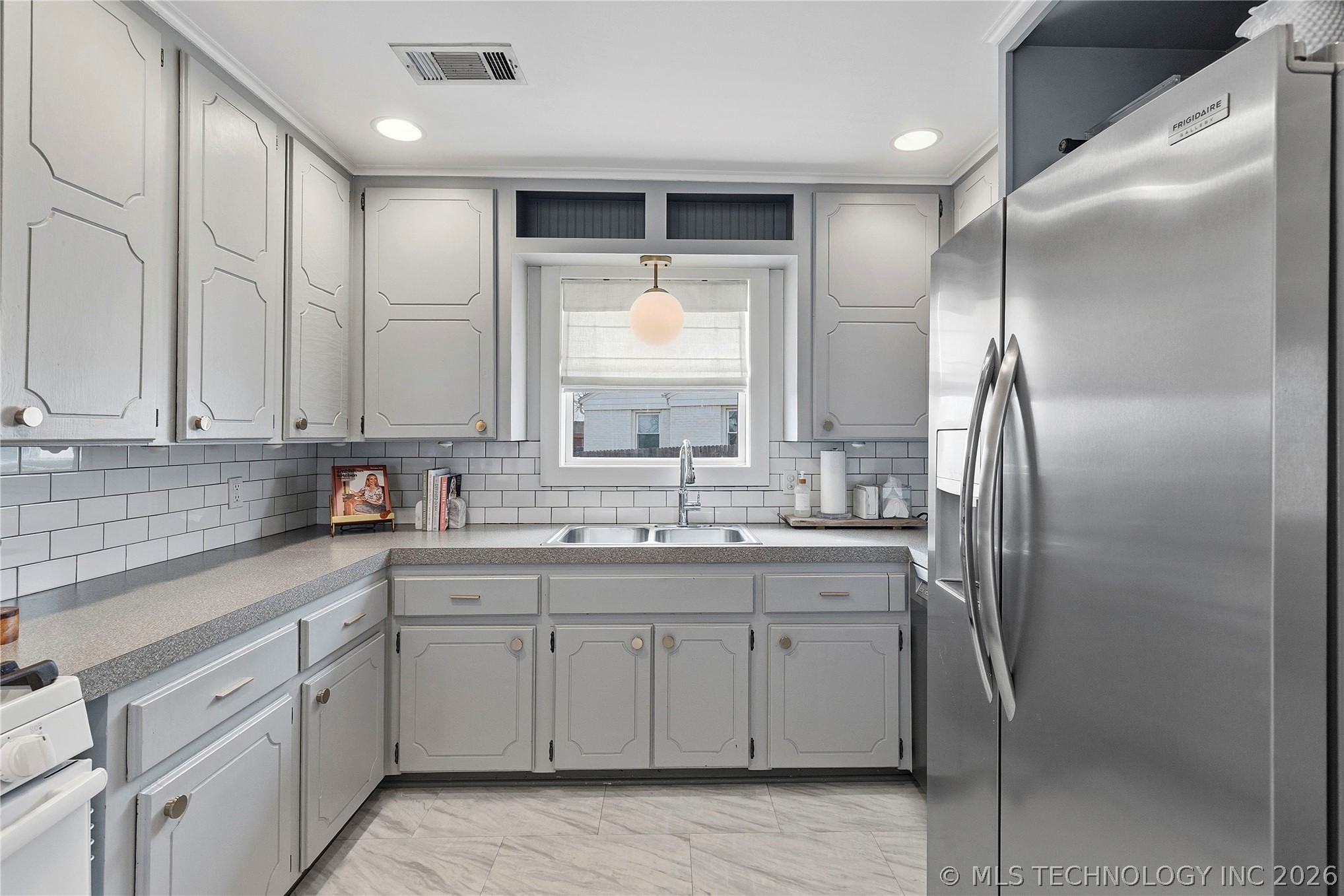 2446 S Gary Place Tulsa OK 74114